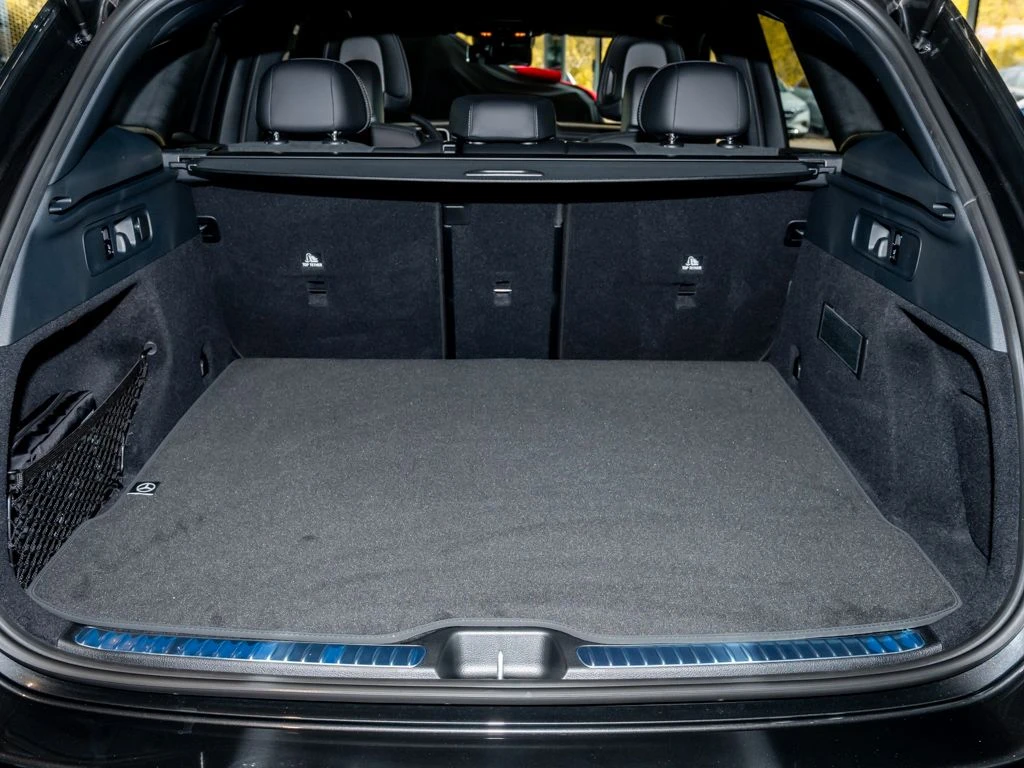 Mercedes-Benz-GLC 200 d-image-14