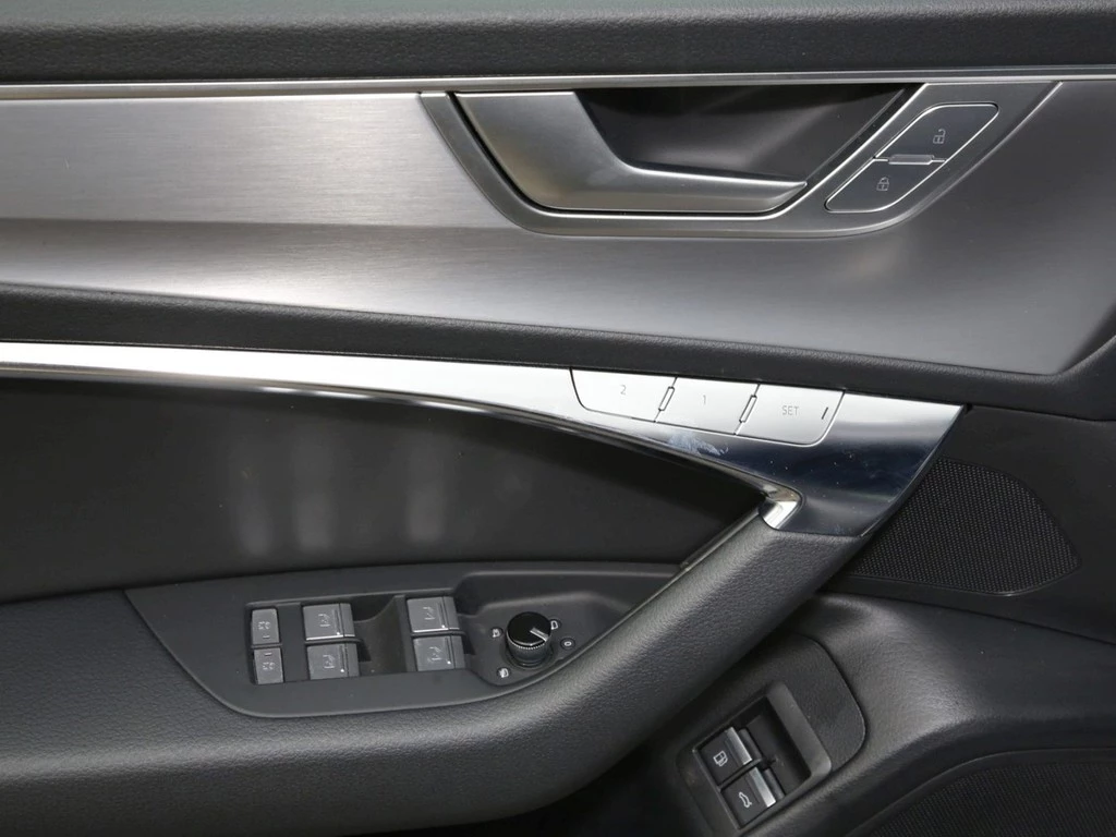 Audi A6 Avant 55 TFSI e Q S line 20"|360°|ACC|AHK|HuD