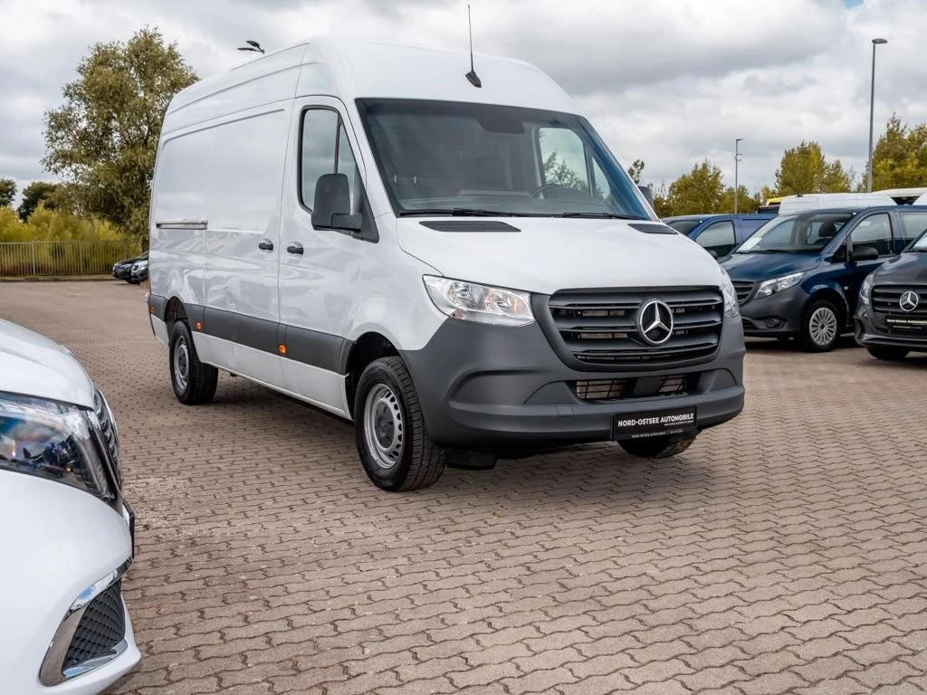 Mercedes-Benz-Sprinter 317-image-4
