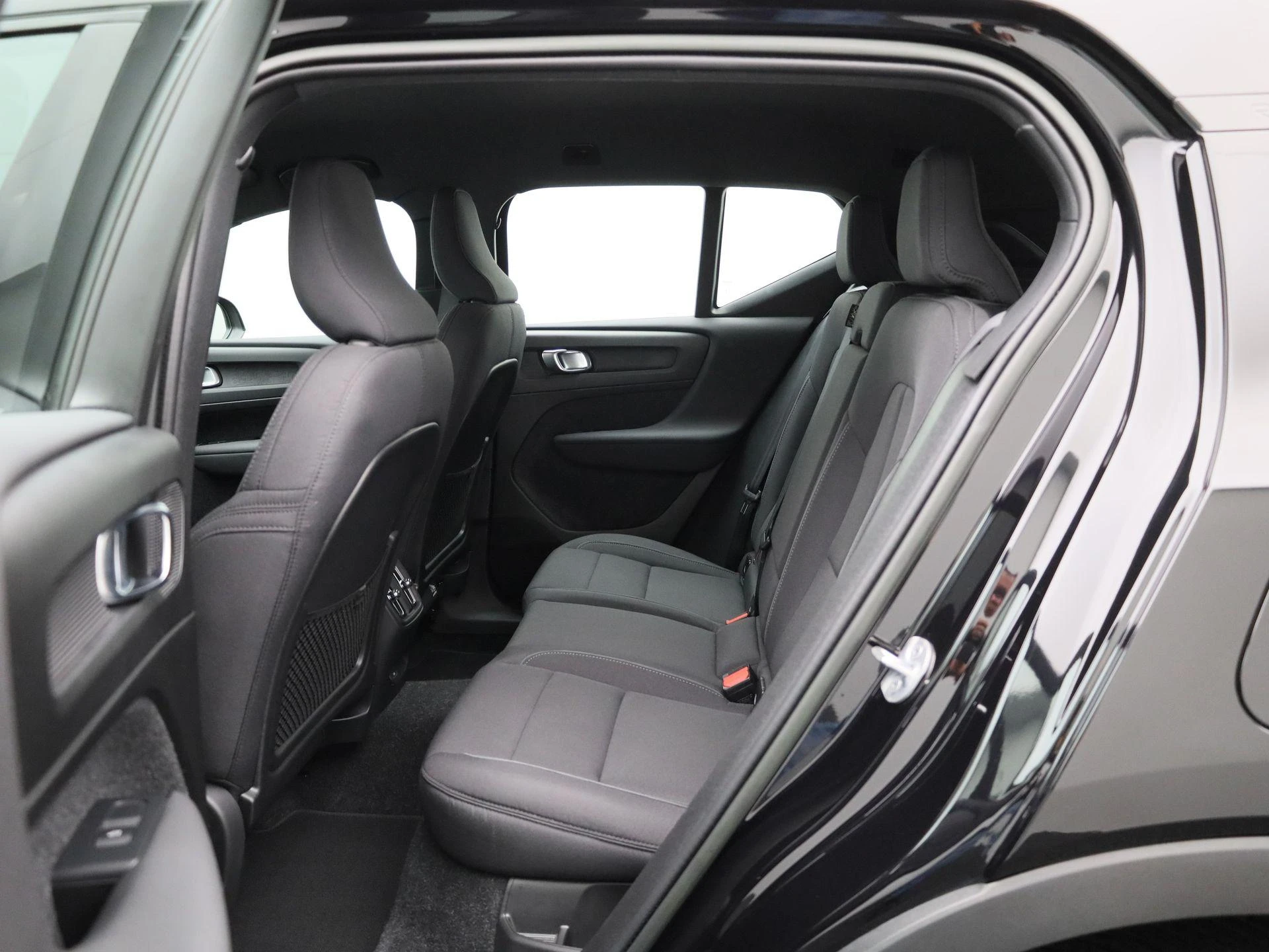 Volvo-XC40-image-9