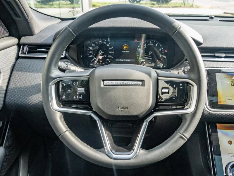 Land Rover-Range Rover Velar-image-22