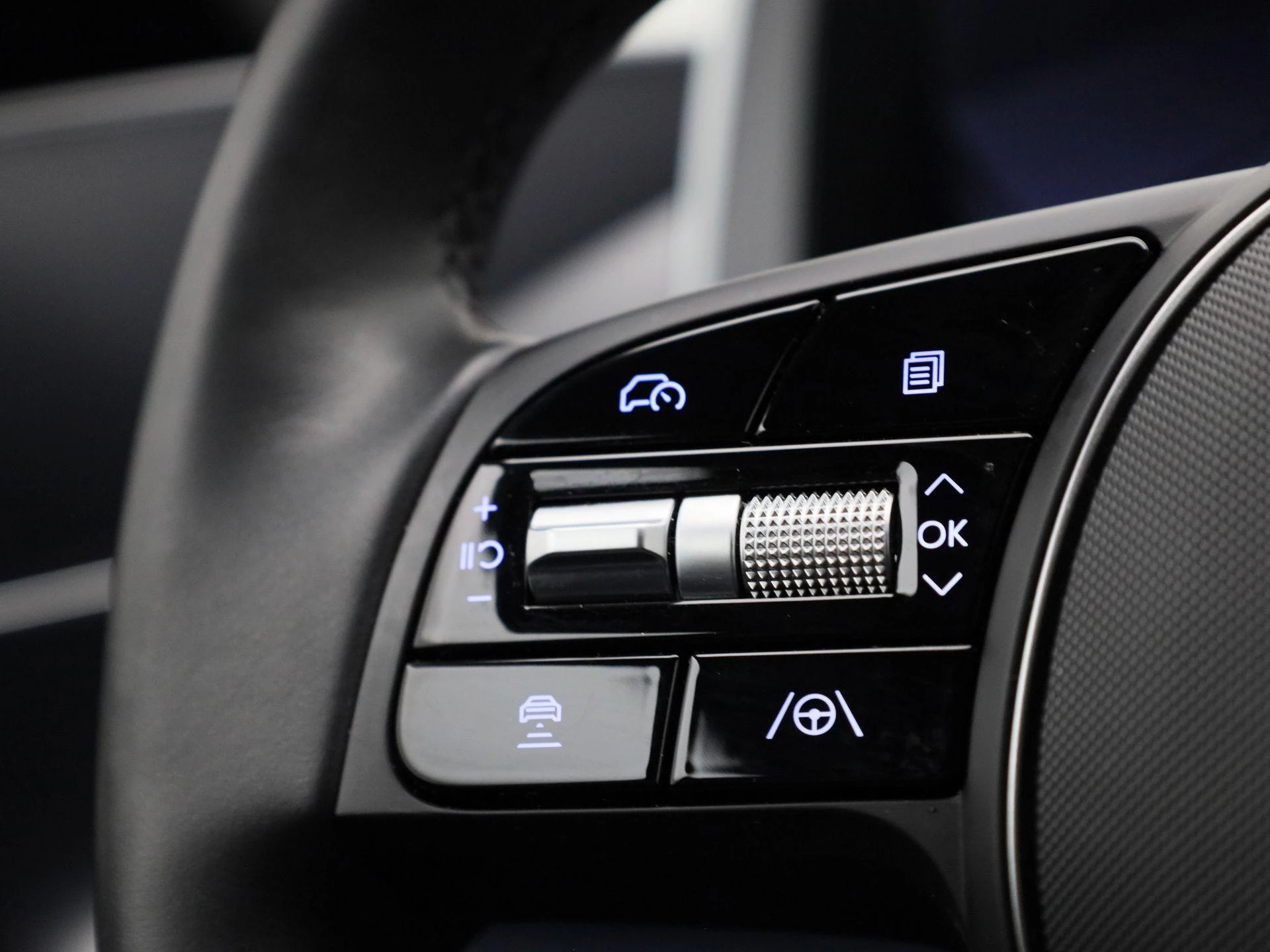 Hyundai-IONIQ 6-image-18