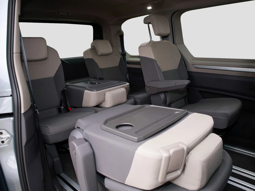Volkswagen Multivan T7 2.0 TDI DSG Life AHK/Navi/RFK