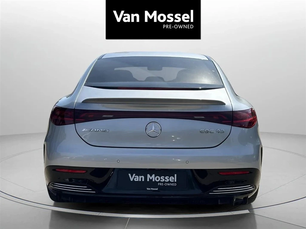 Mercedes-Benz-EQE-image-5