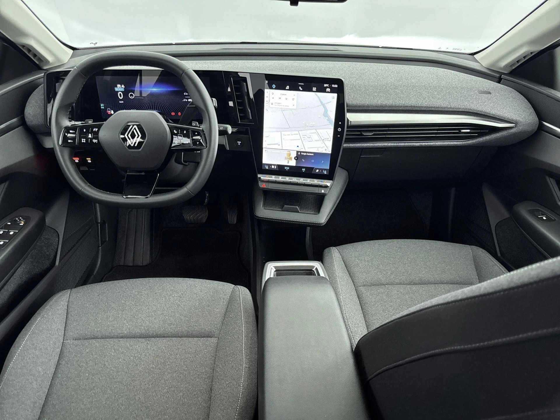 Renault-Megane E-Tech-image-16