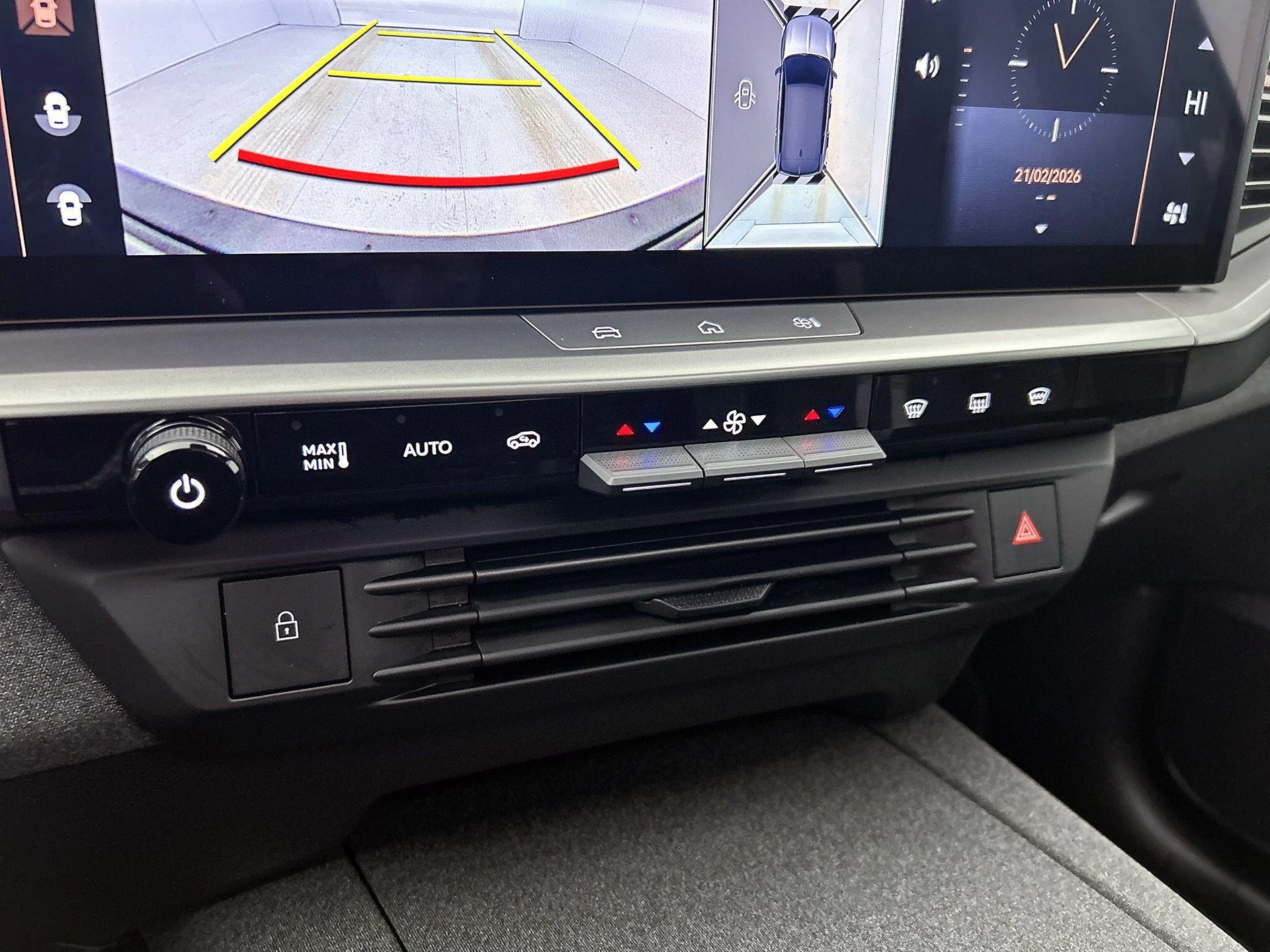 Opel-Grandland-image-13