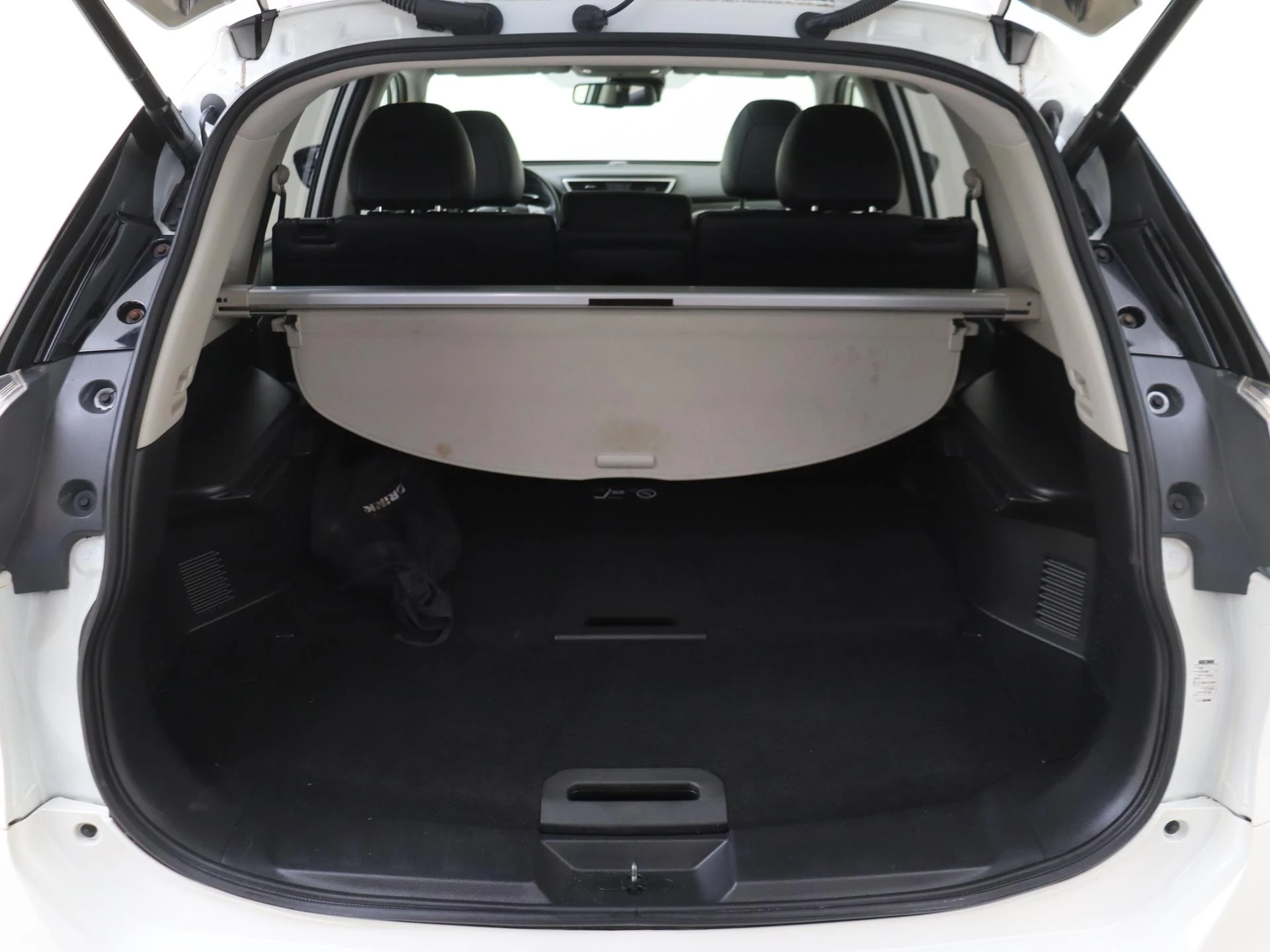 Nissan-X-Trail-image-28