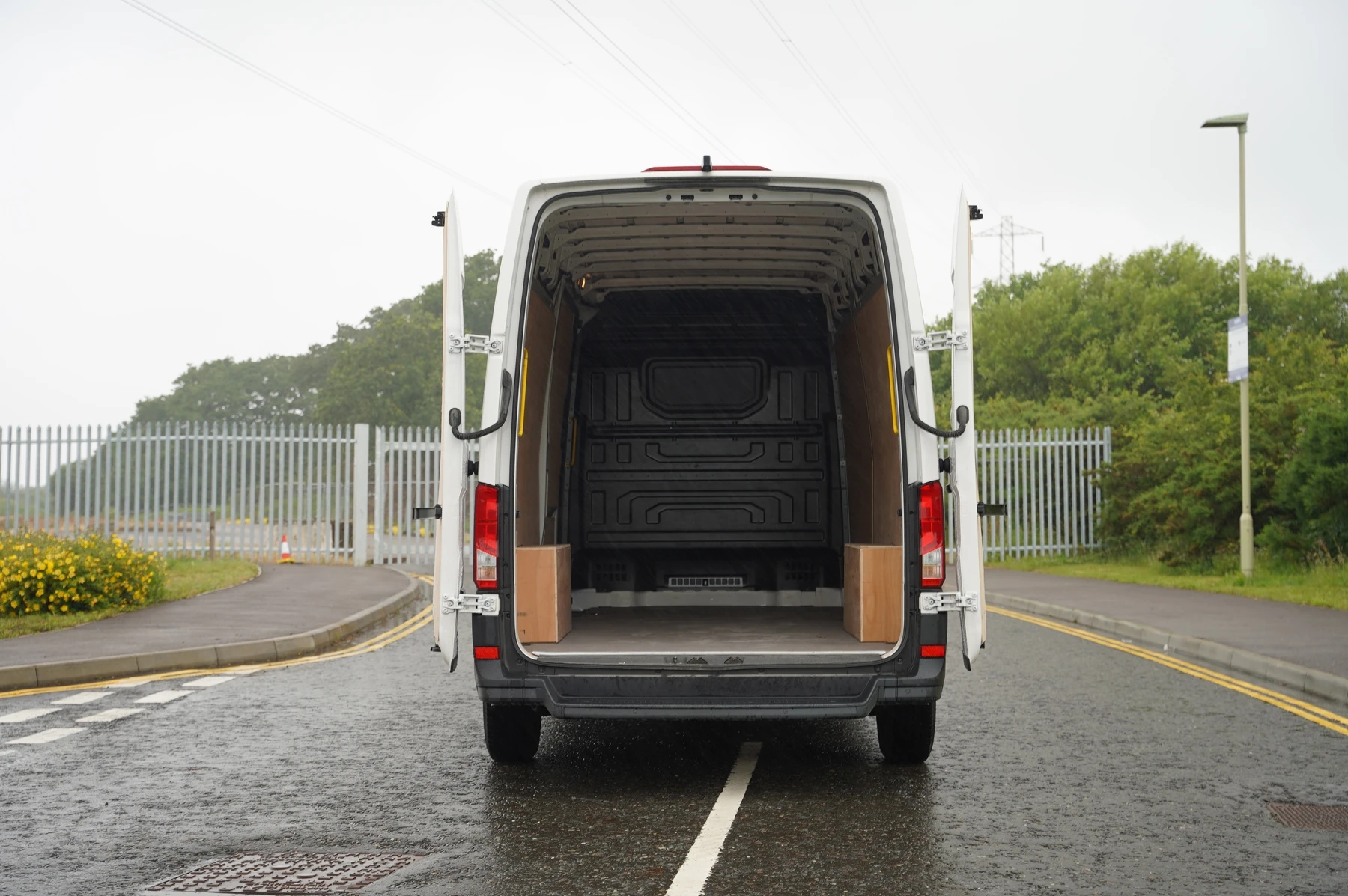 Volkswagen-Crafter-image-26