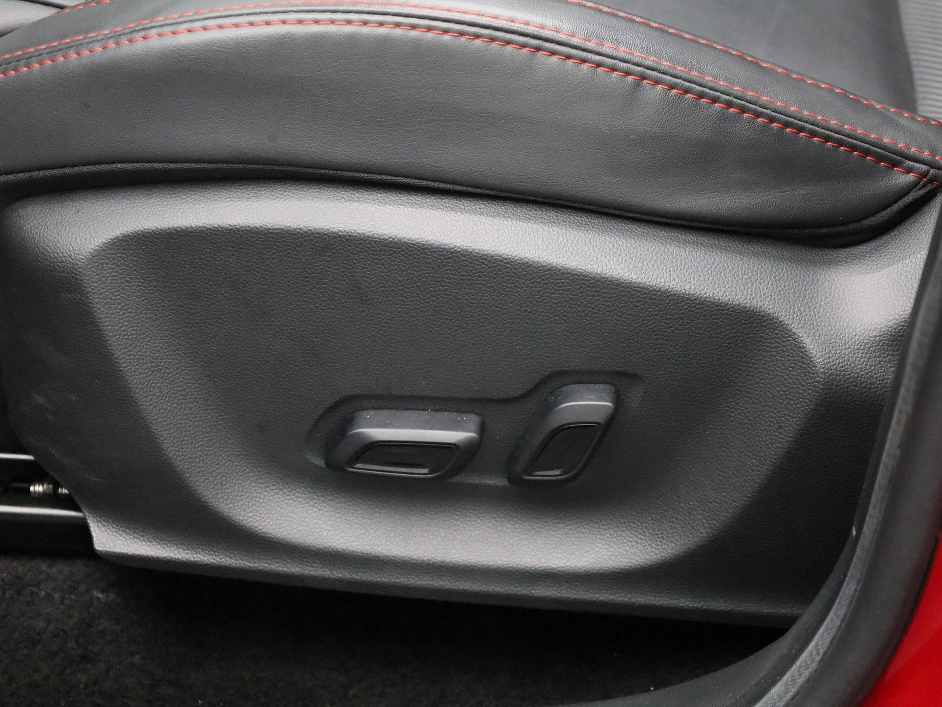 MG ZS EV Long Range Luxury 70 kWh