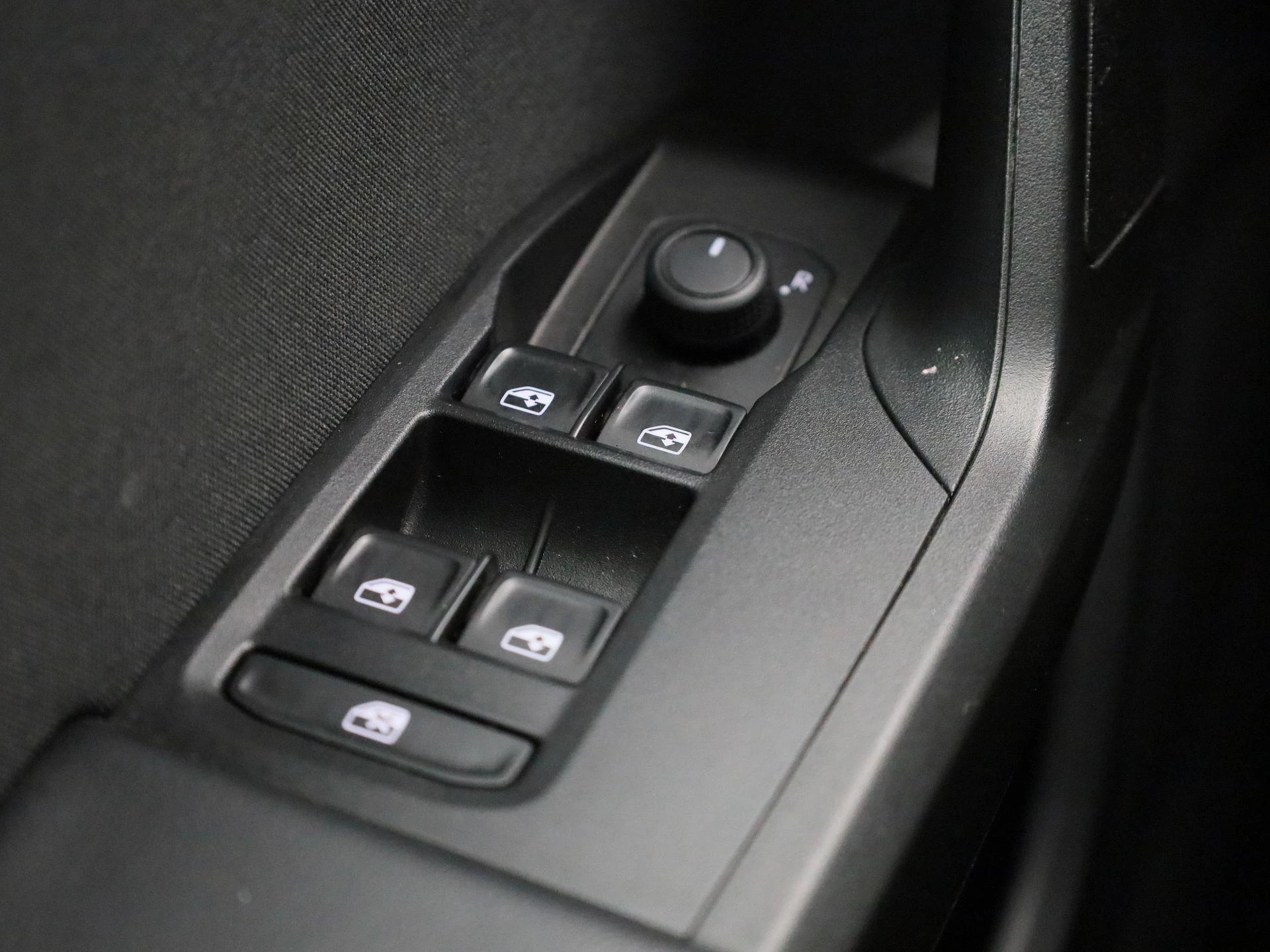 SEAT-Leon-image-29