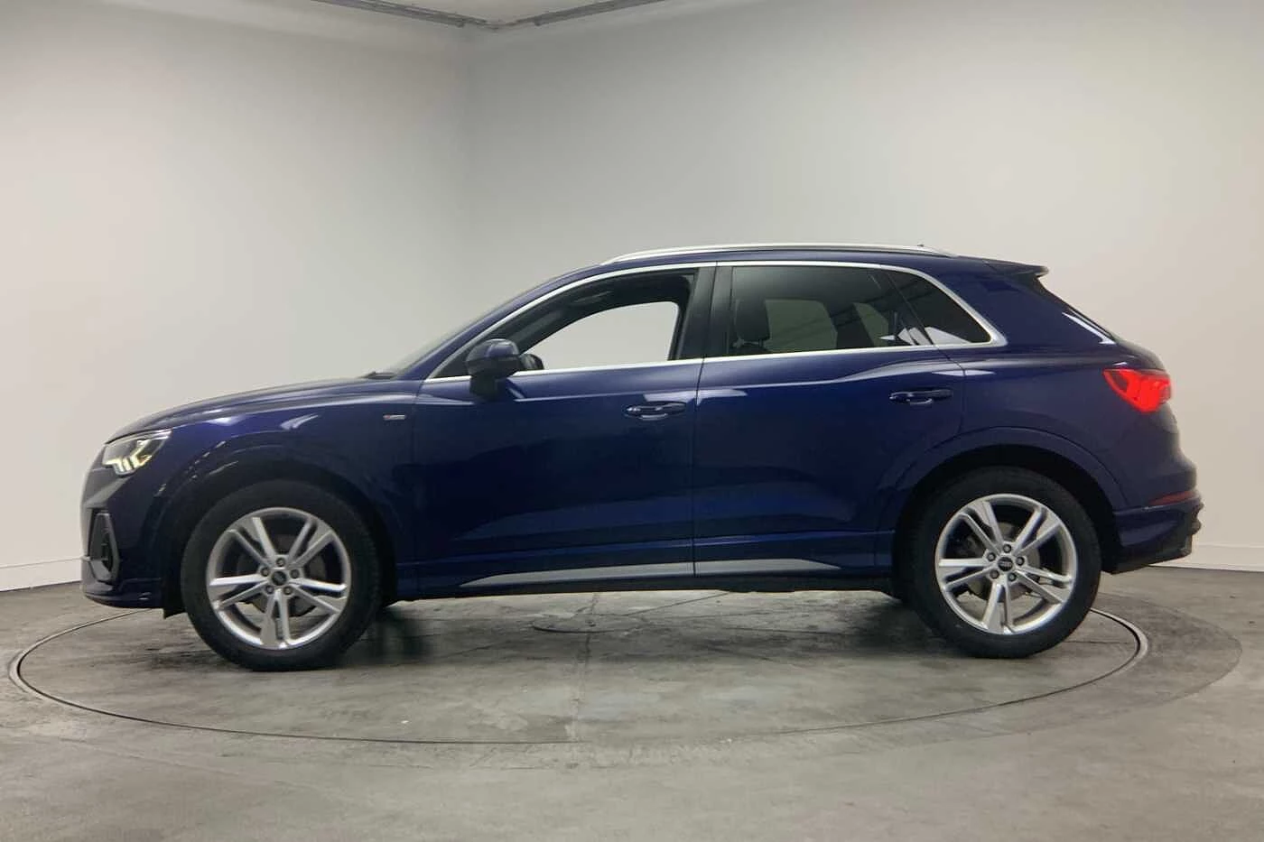 Audi-Q3-image-3