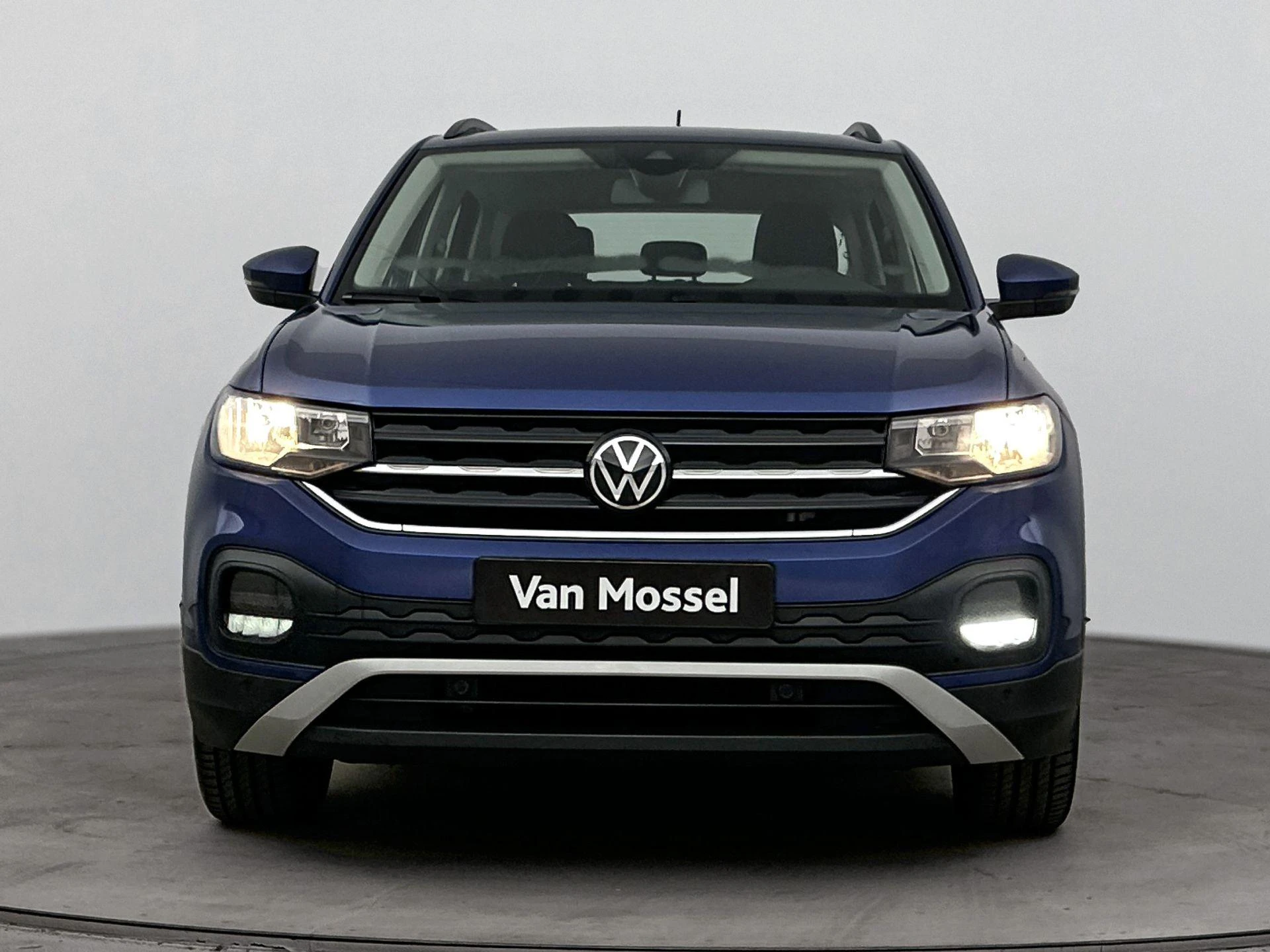 Volkswagen-T-Cross-image-4