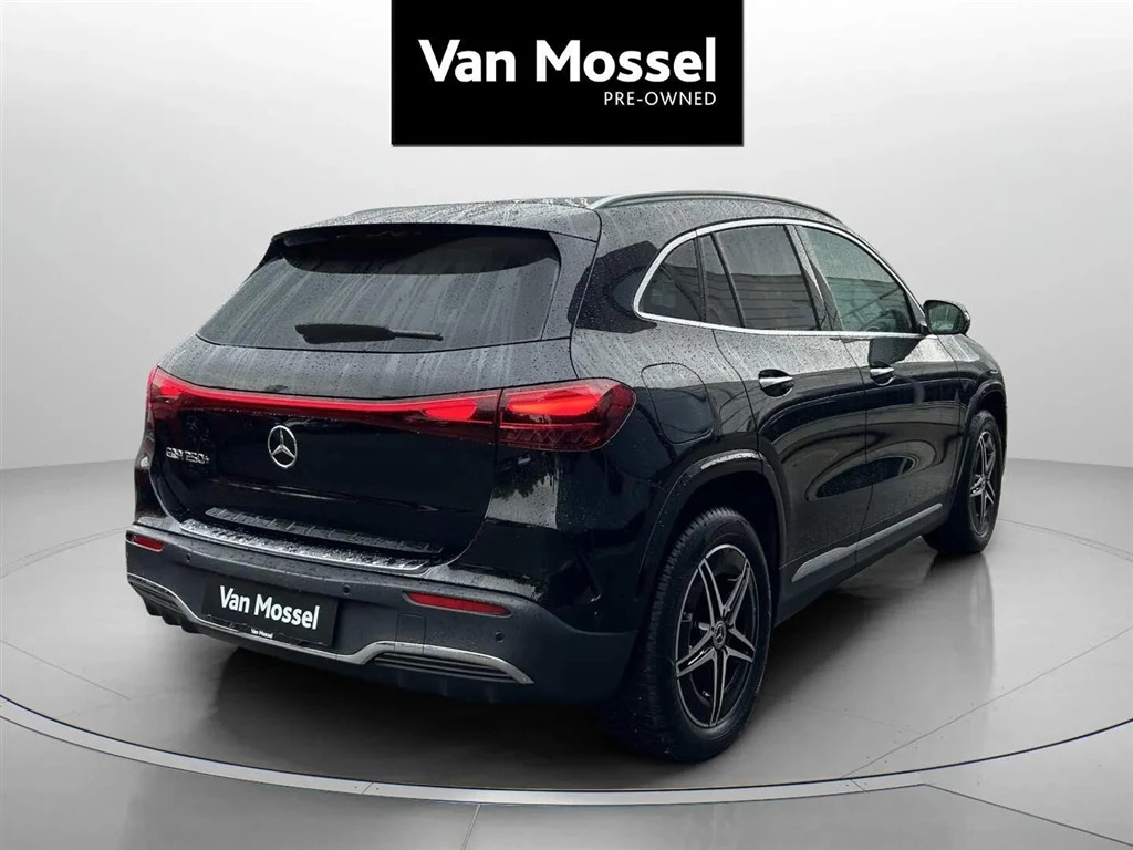 Mercedes-Benz-EQA-image-4
