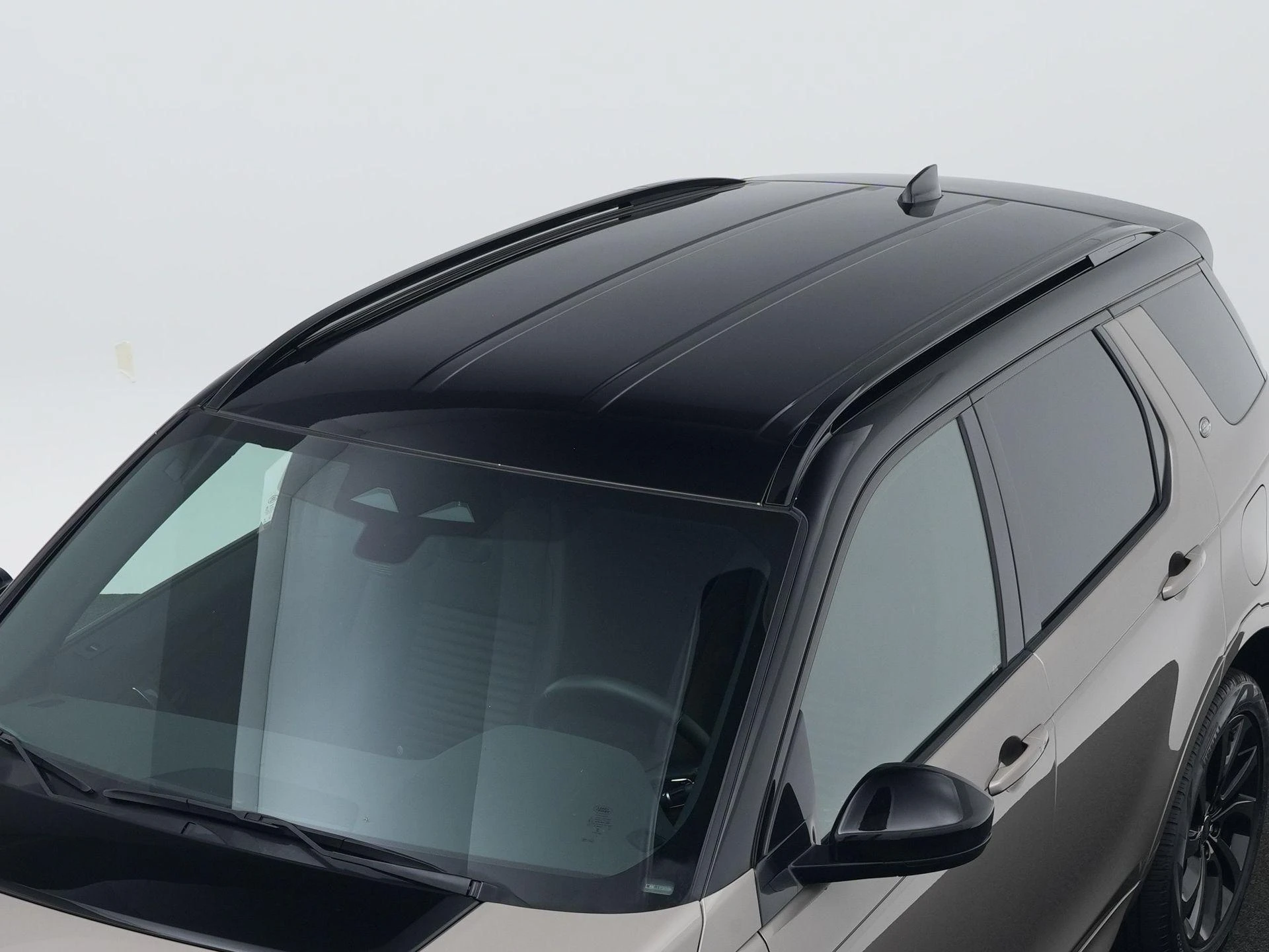 Land Rover-Discovery Sport-image-44