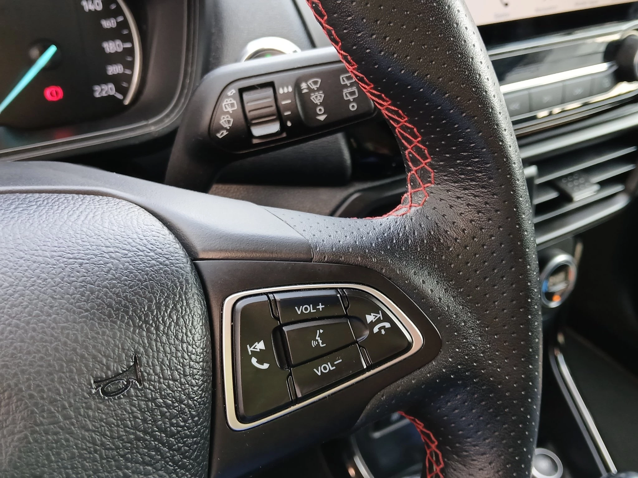 Ford-EcoSport-image-20