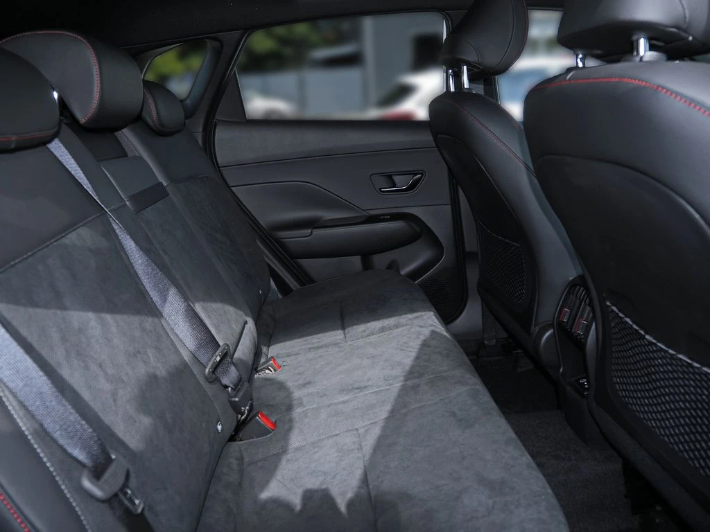 Hyundai-Kona-image-13