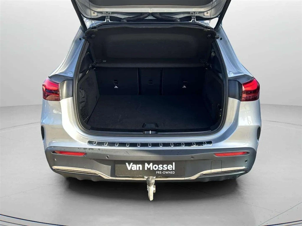 Mercedes-Benz-EQA-image-24