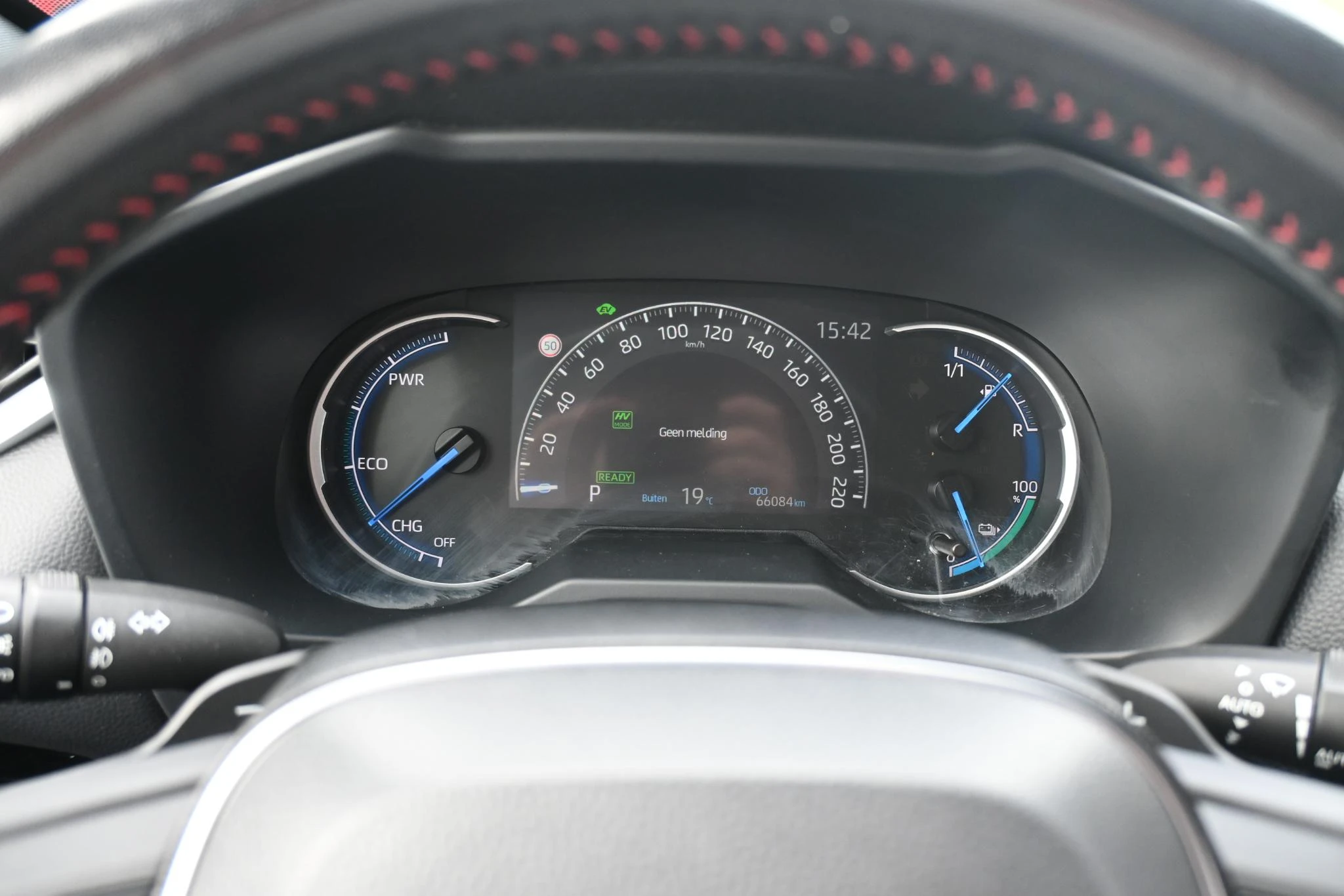 Toyota-RAV4-image-16