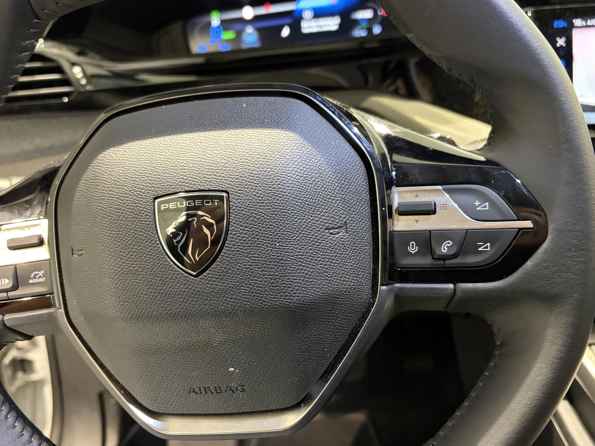 Peugeot-308-image-11