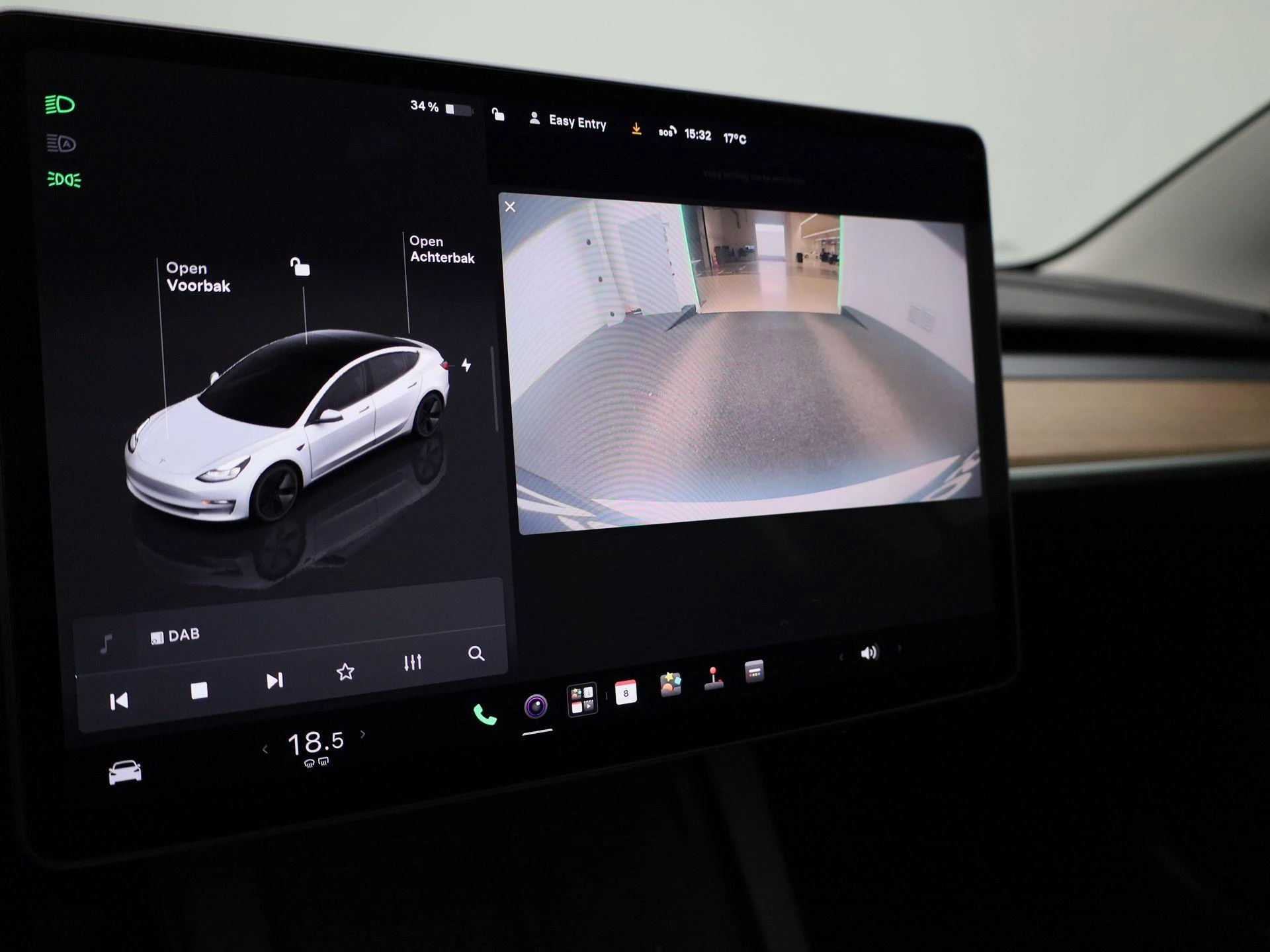 Tesla-Model 3-image-21