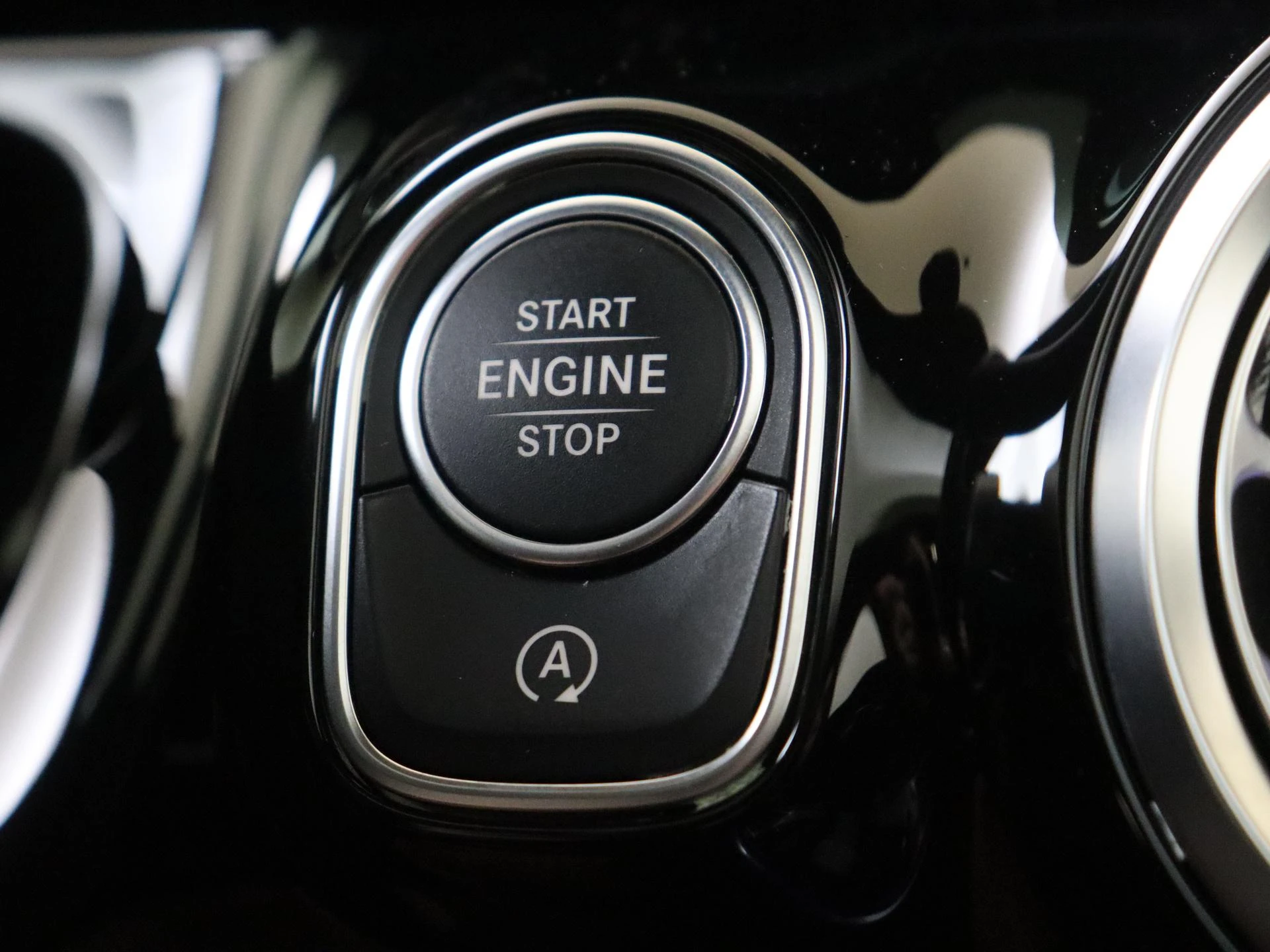 Mercedes-Benz-B-Klasse-image-21