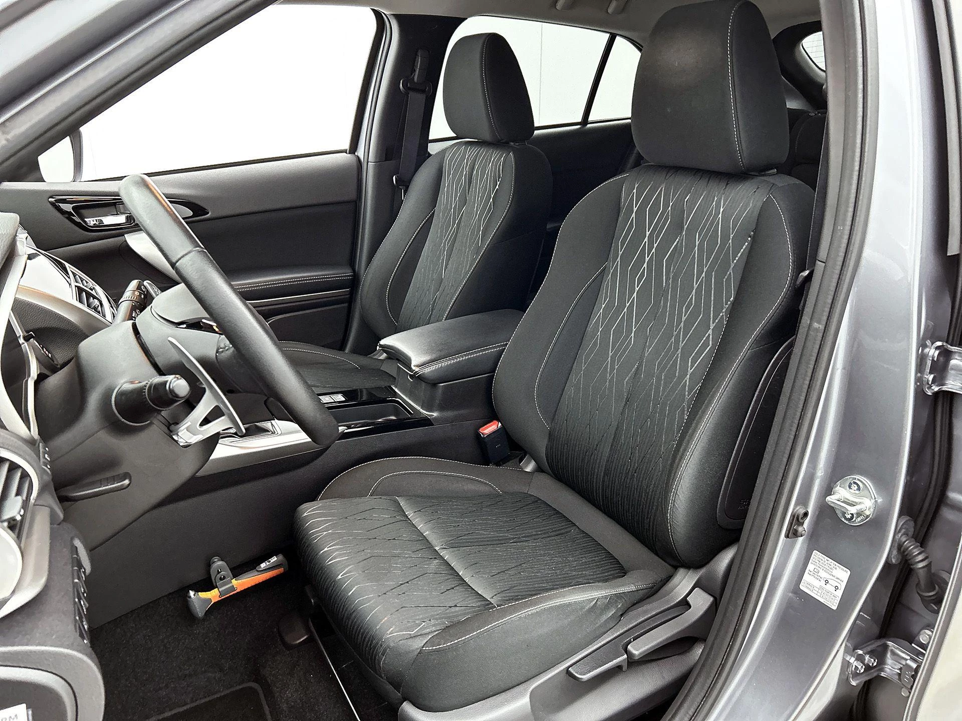 Mitsubishi-Eclipse Cross-image-33