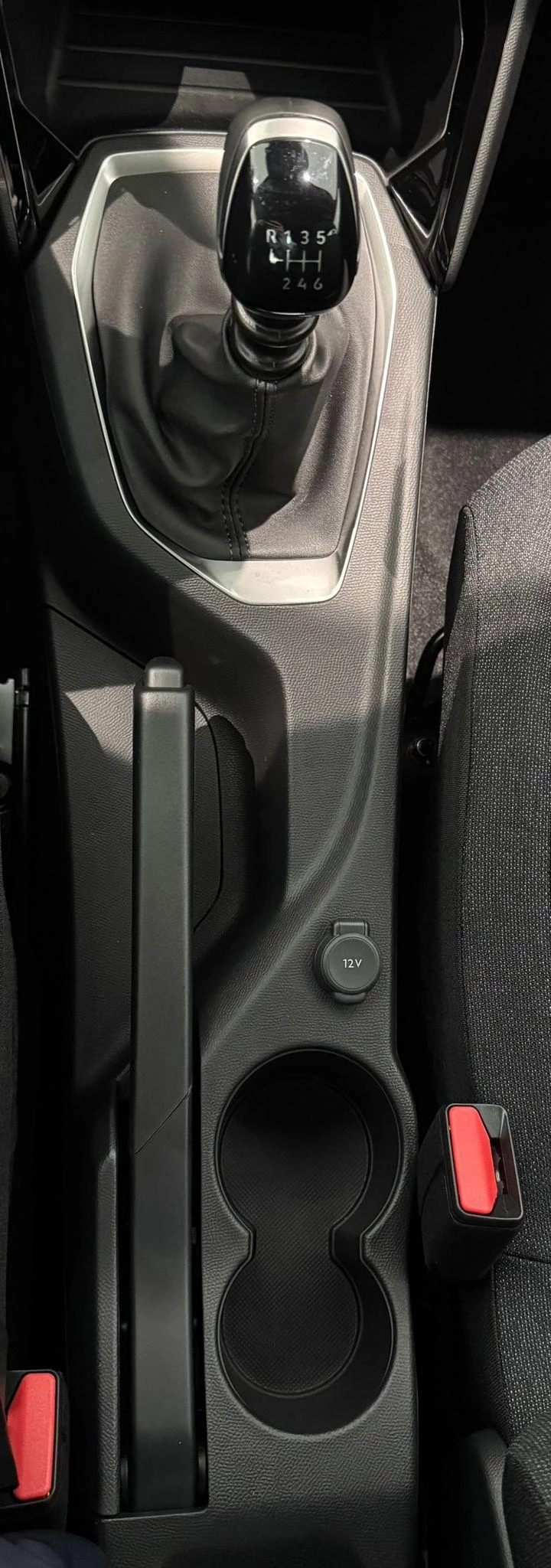 Peugeot-2008-image-14