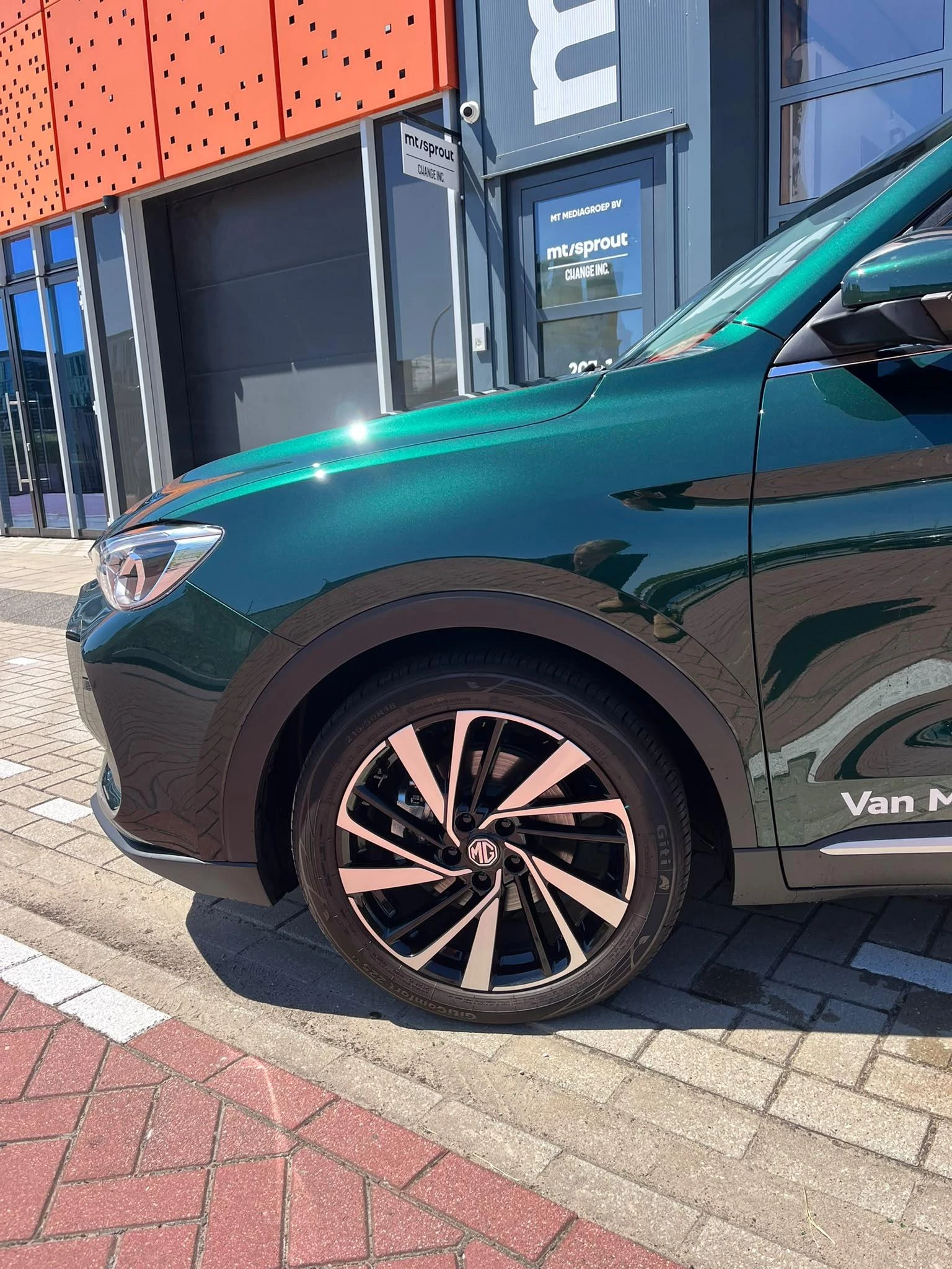 MG-ZS-image-6