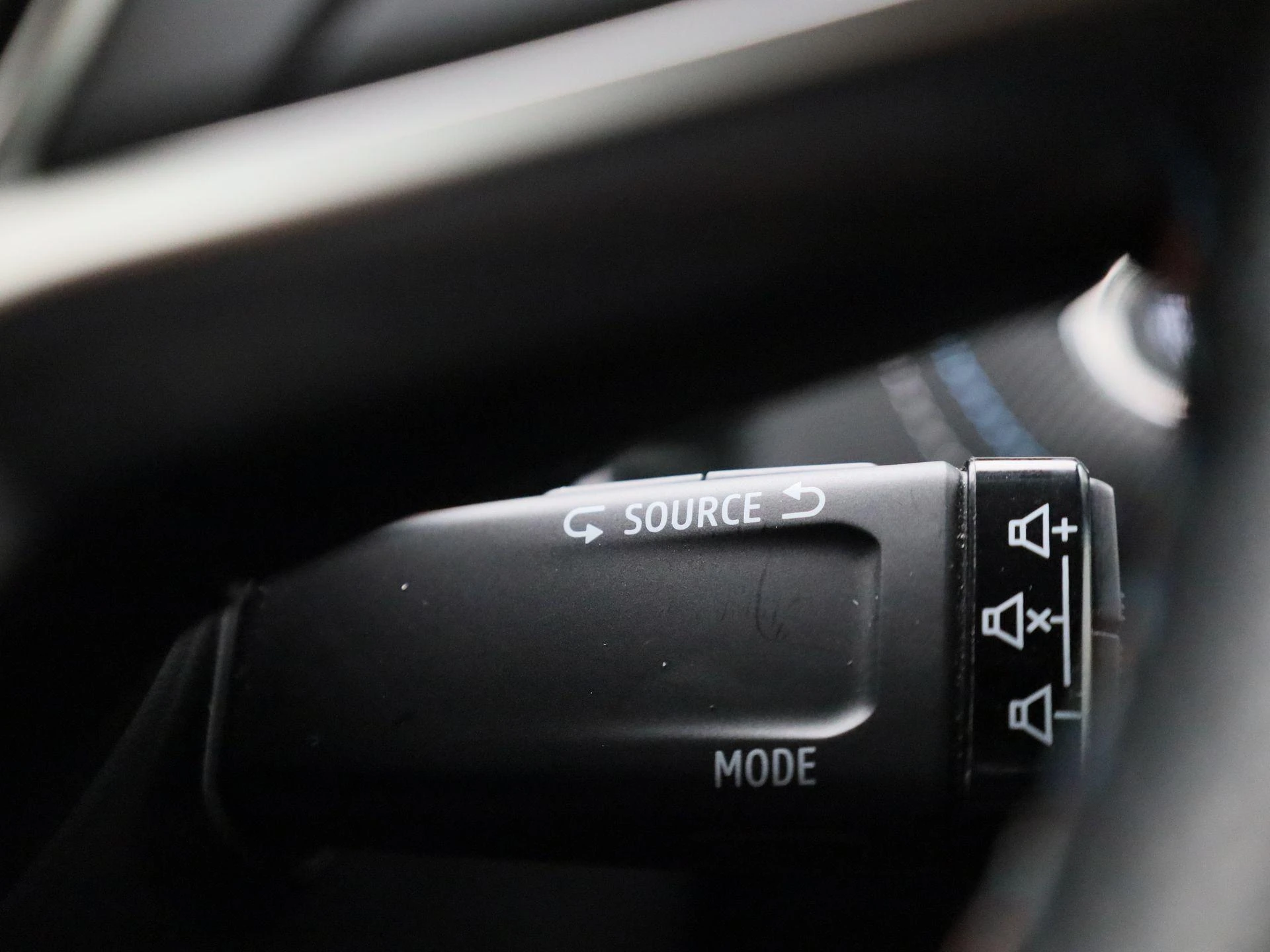 Renault-Captur-image-28