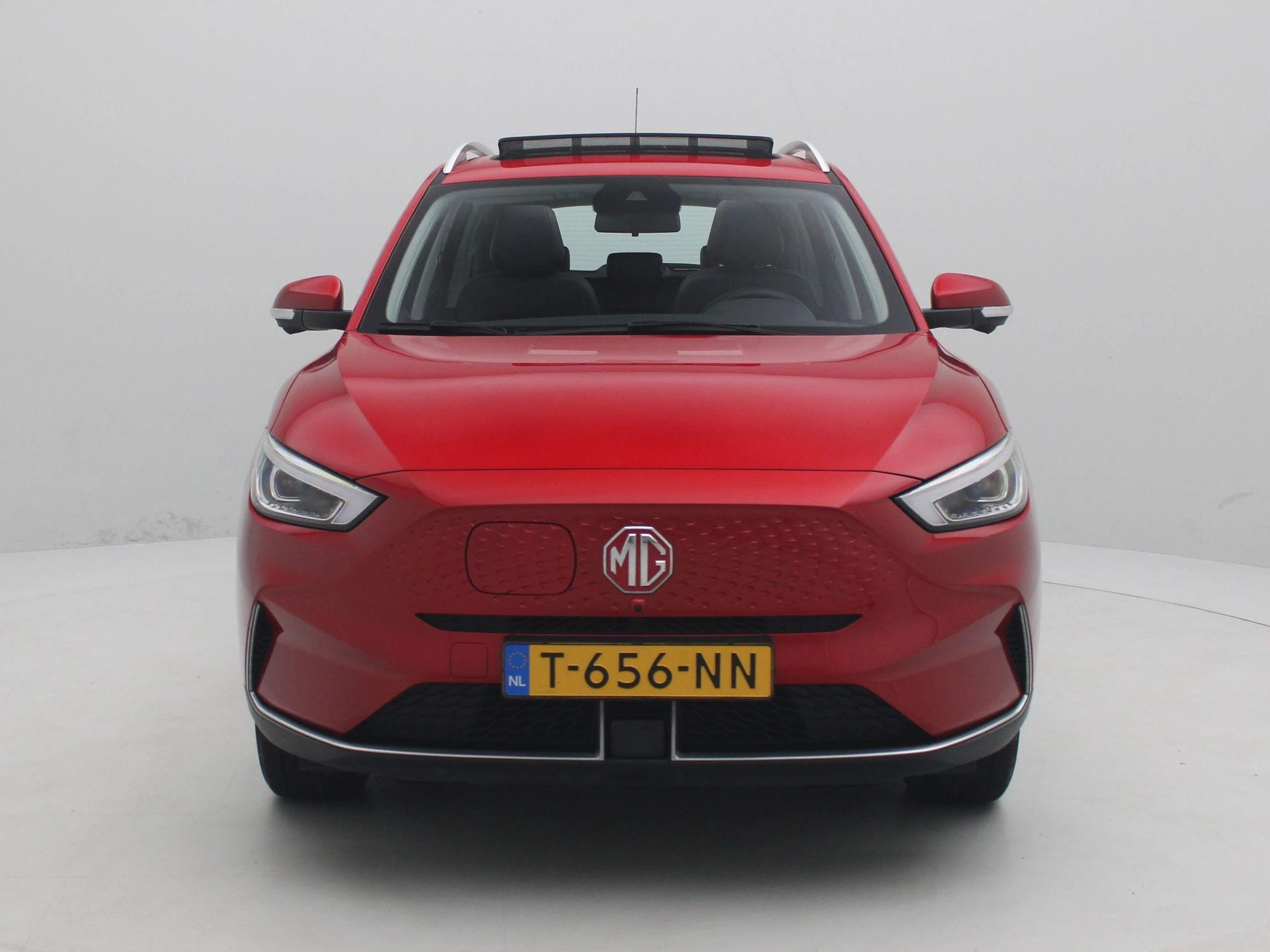 MG-ZS EV-image-2