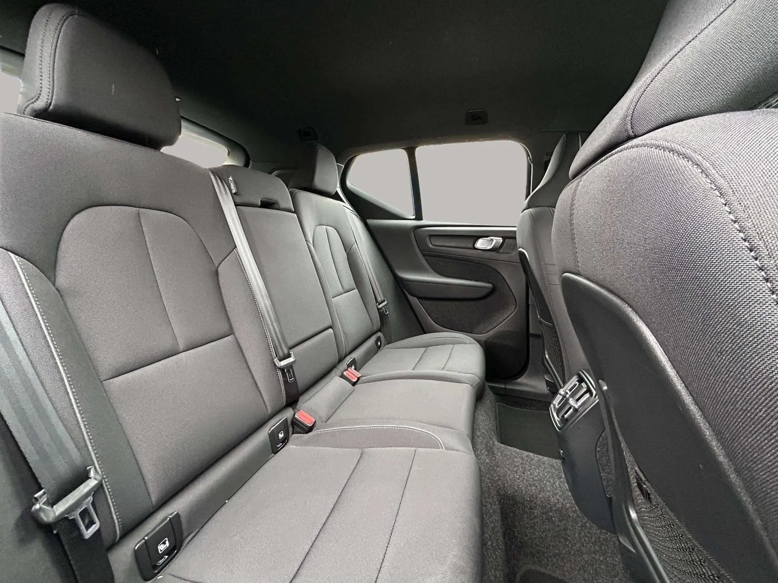 Volvo-XC40-image-16