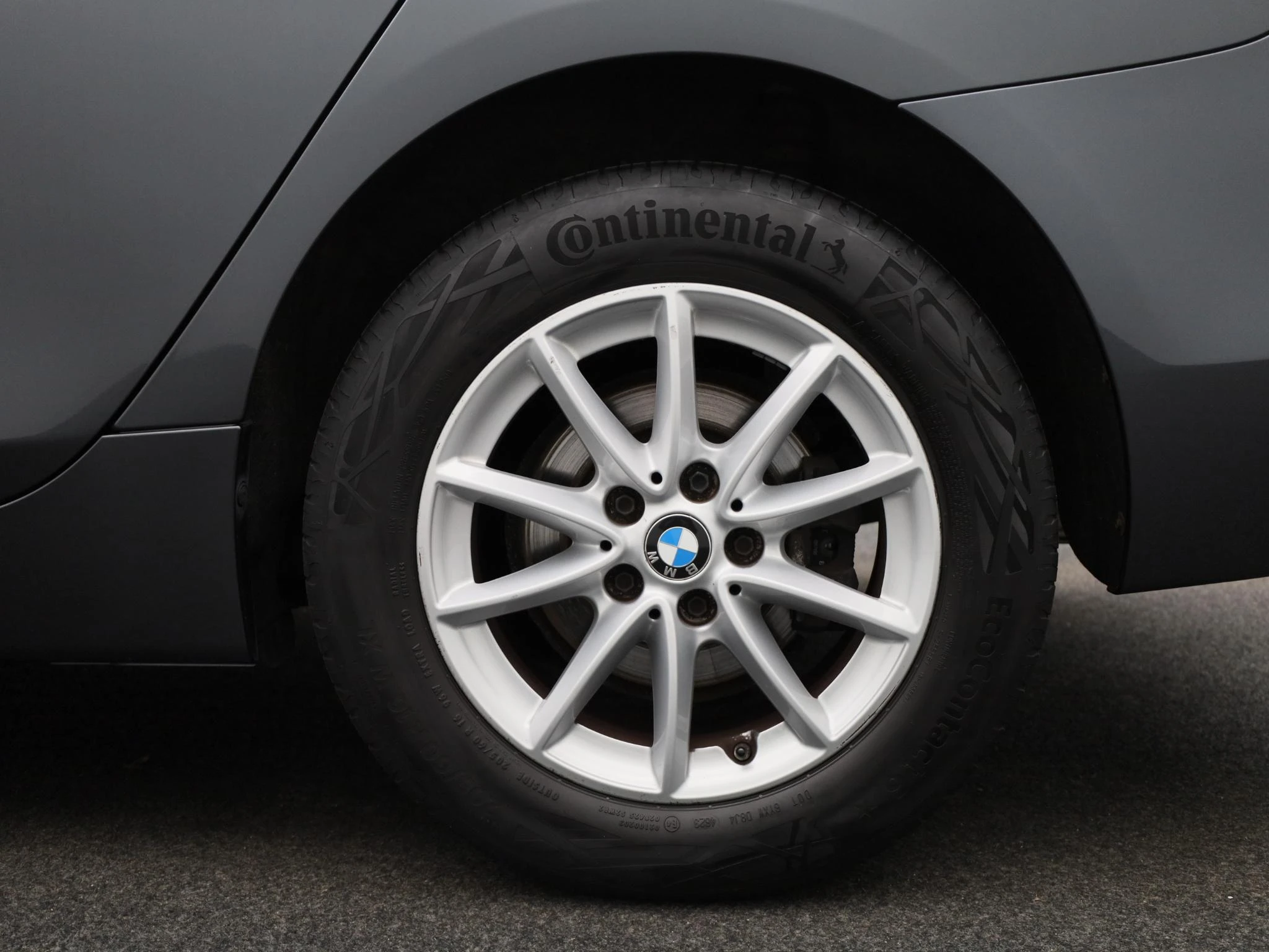 BMW-2 Reeks-image-13