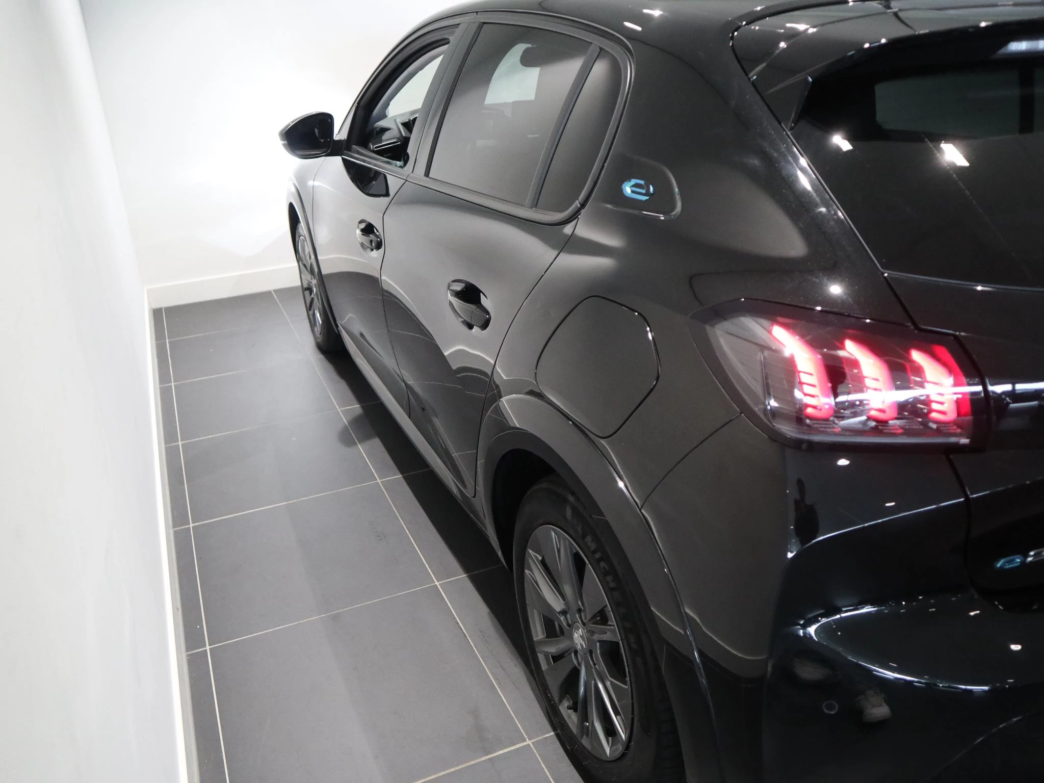Peugeot e-208 EV Allure Pack 50 kWh