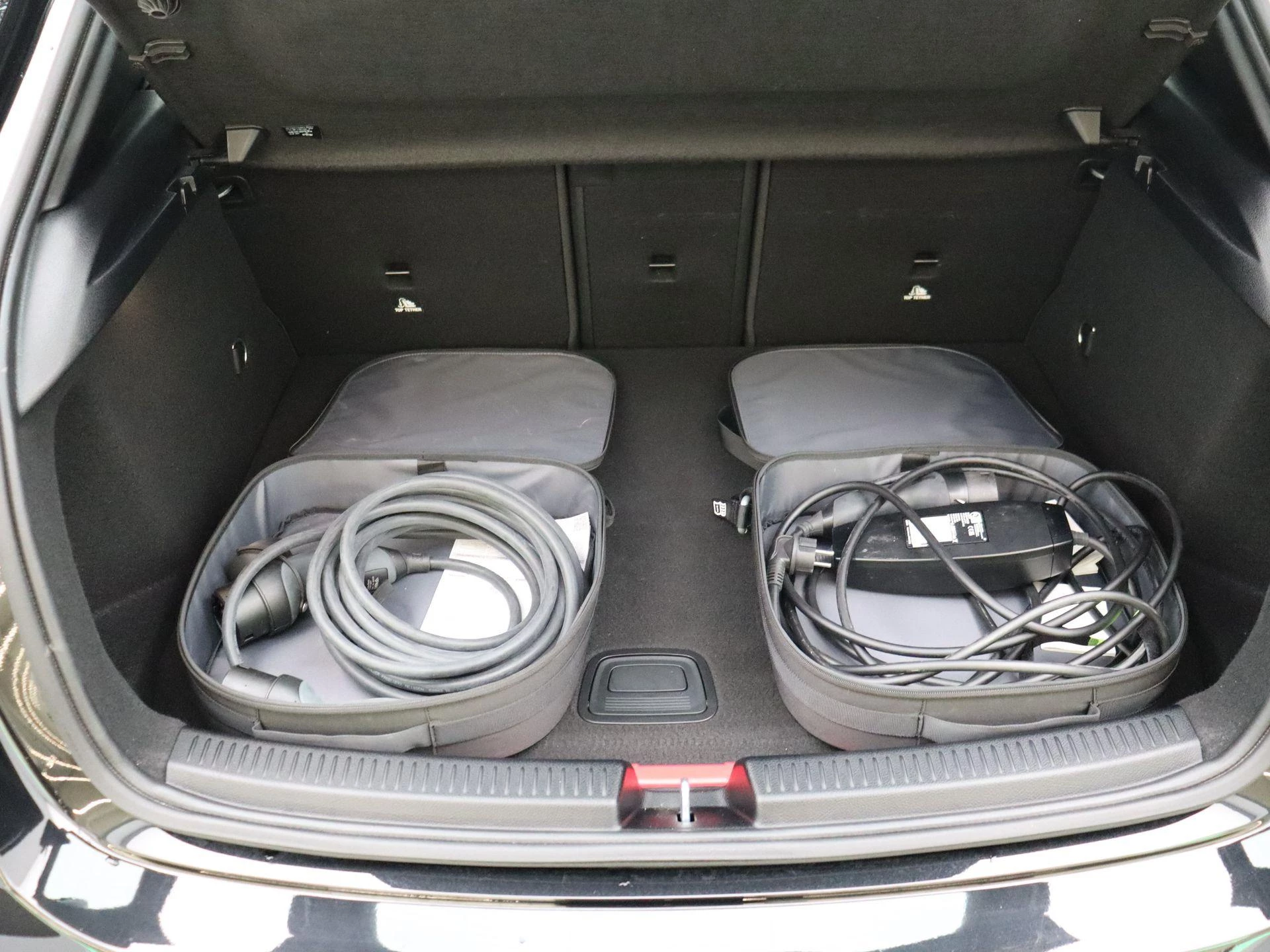 Mercedes-Benz Classe A 250 e Business Solution + CARPLAY + LED + CAMERA +