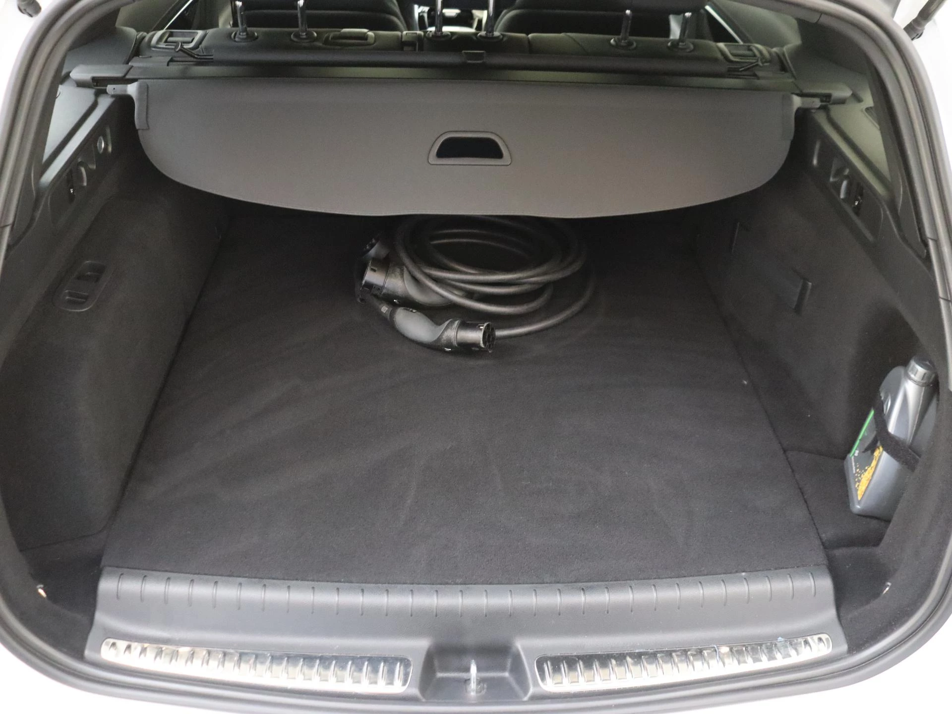 Mercedes-Benz C-Klasse Estate 300 e AMG Line