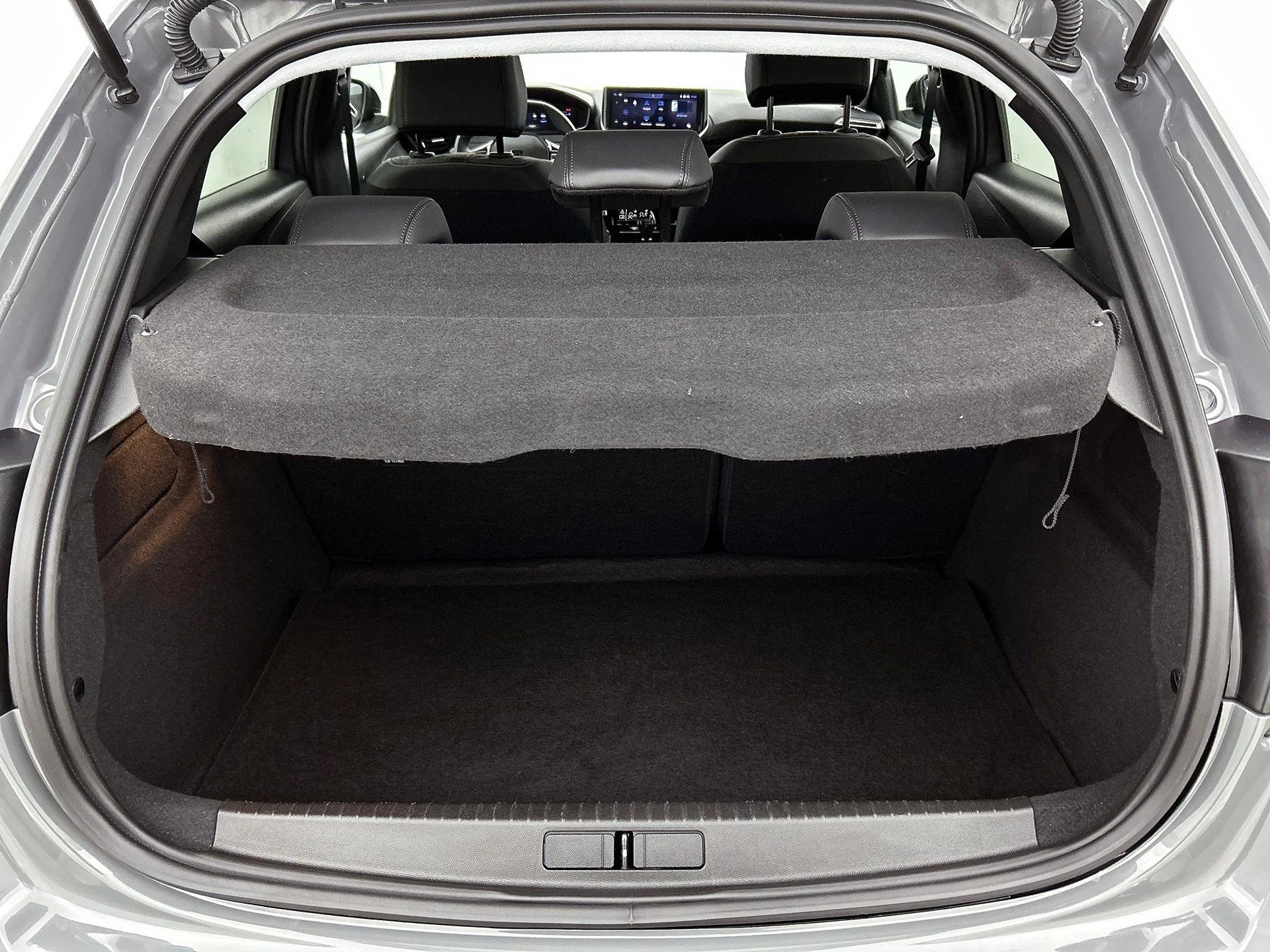Peugeot-208-image-20