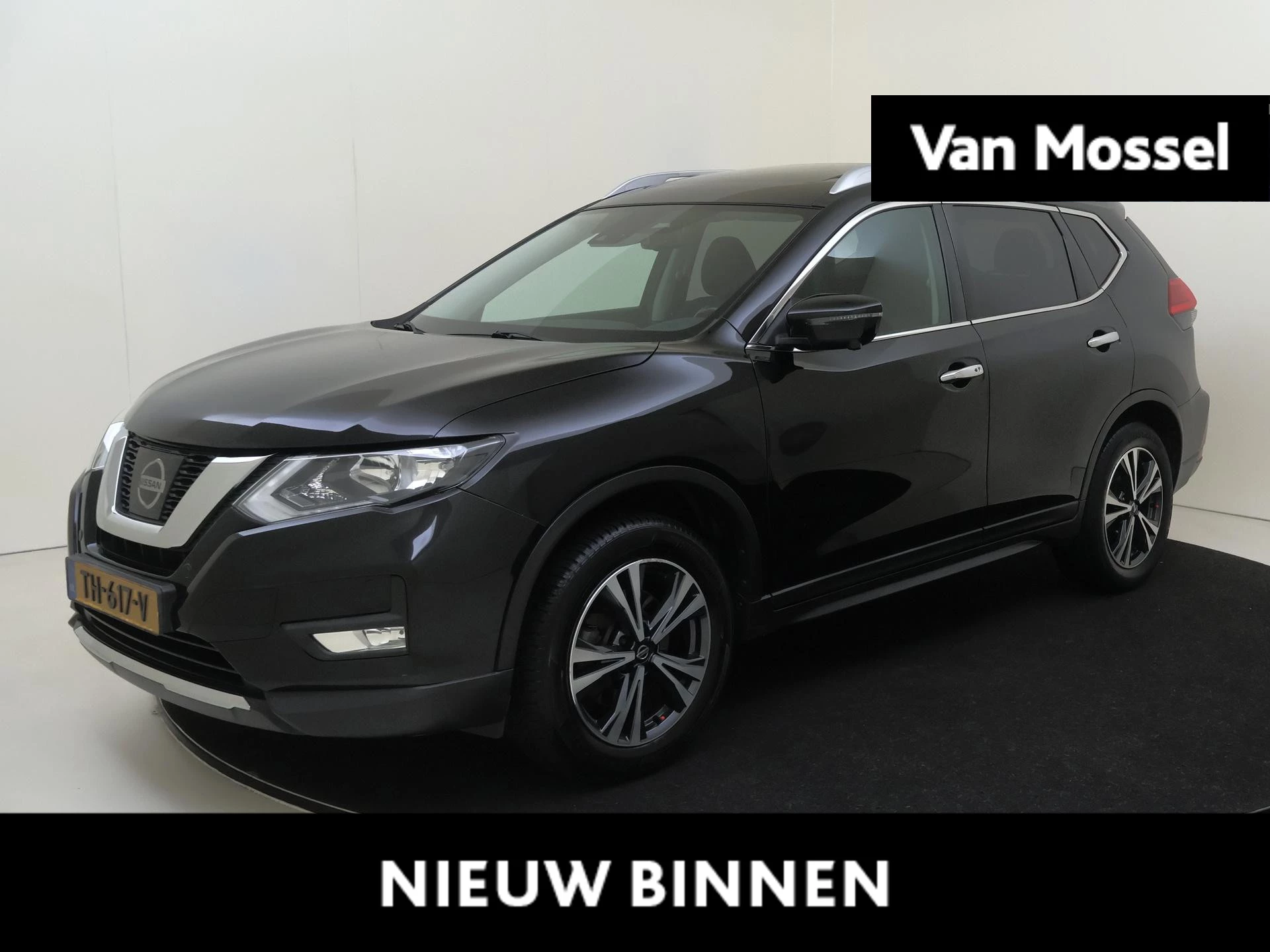 Nissan-X-Trail-image-0