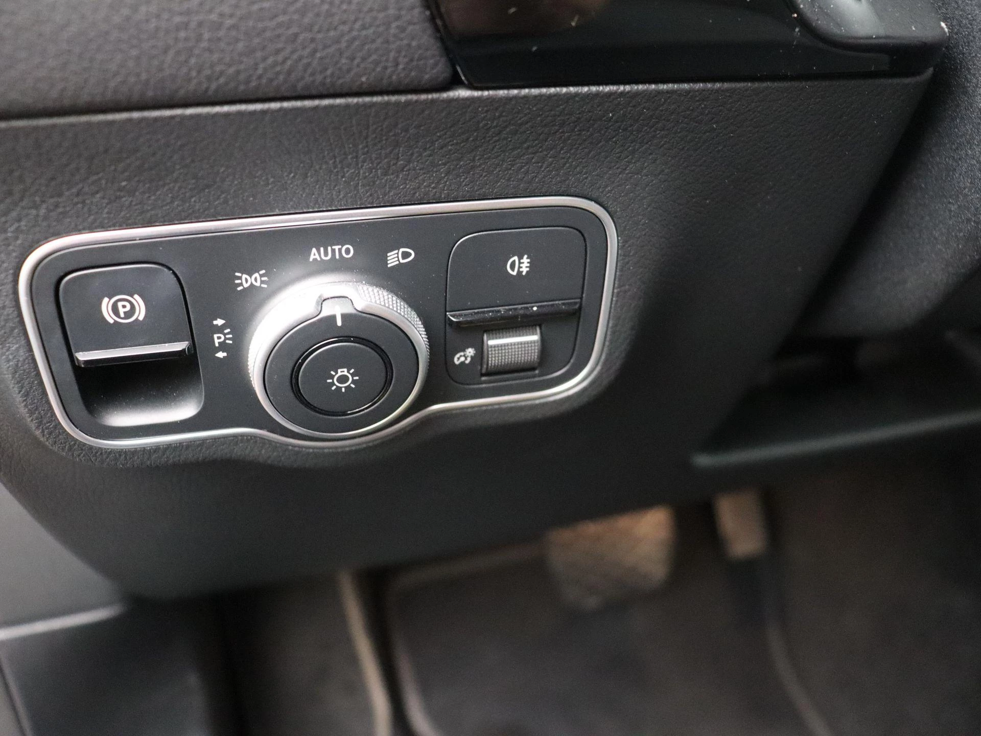 Mercedes-Benz EQA 250+ Business Line