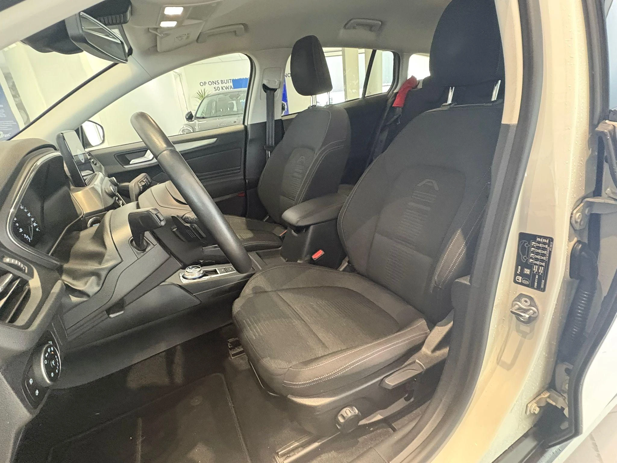 Ford-Focus-image-9