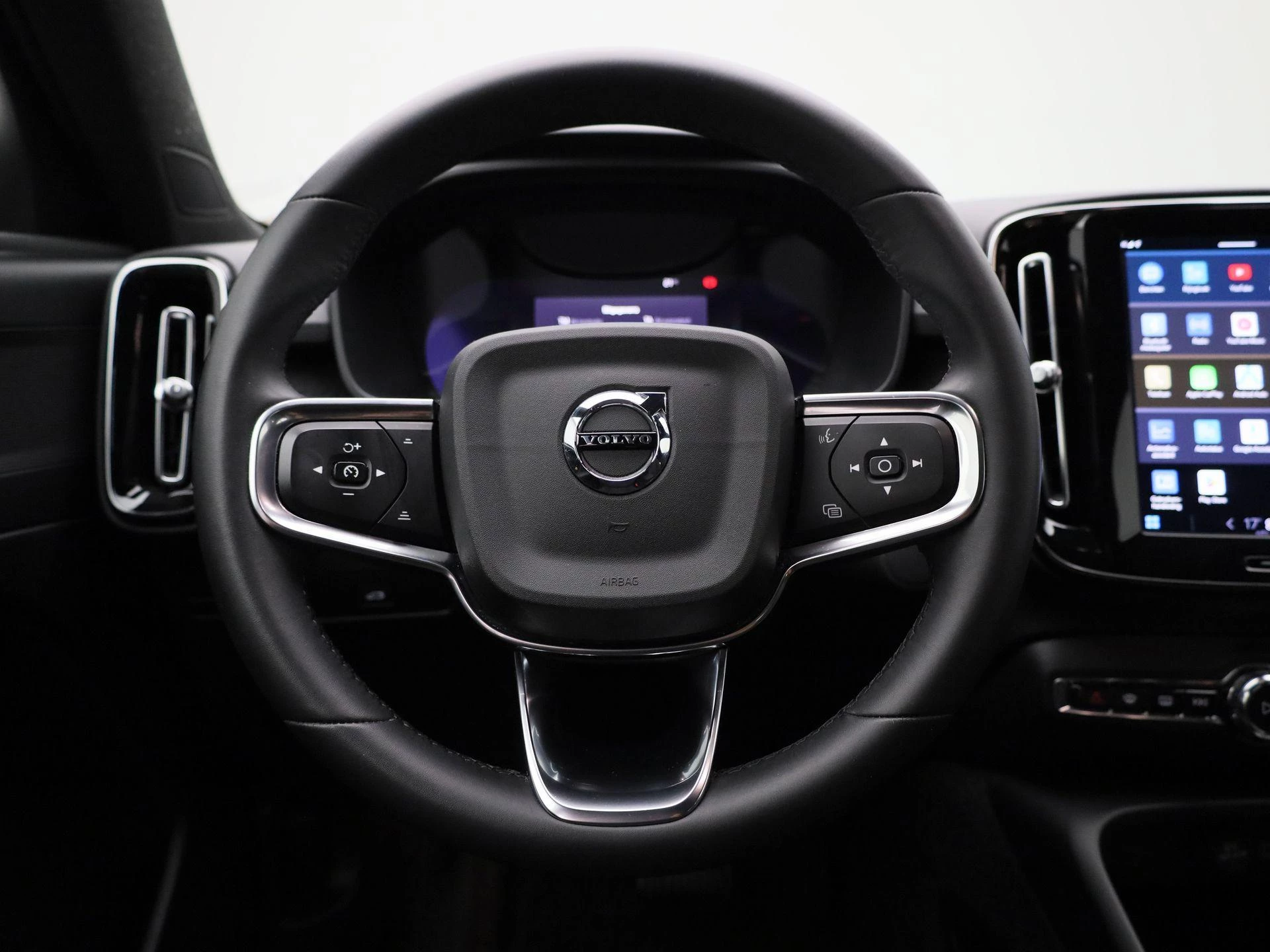 Volvo XC40 Recharge Core