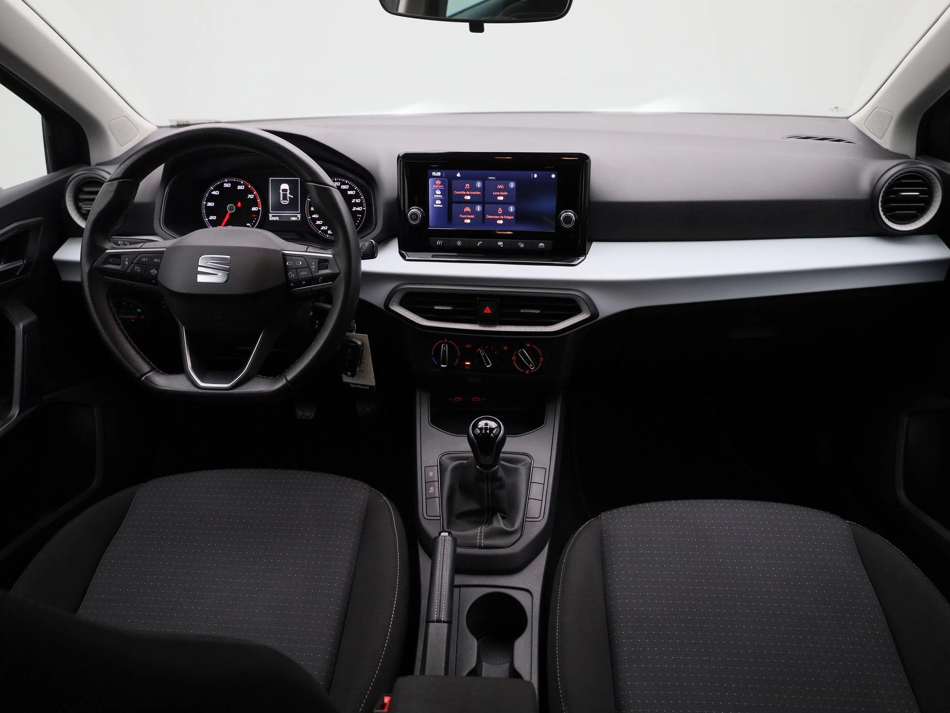 SEAT-Ibiza-image-32
