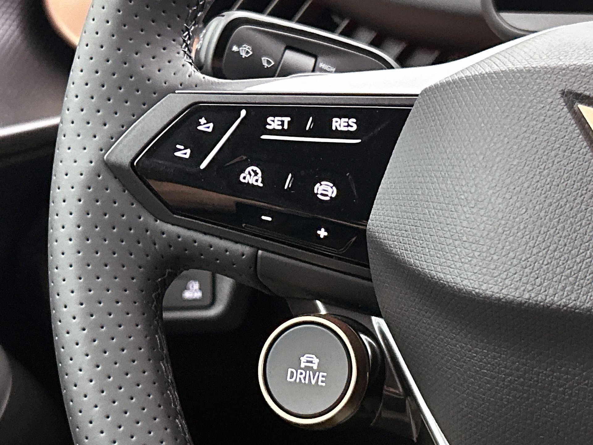 CUPRA Tavascan Business 82 kWh
