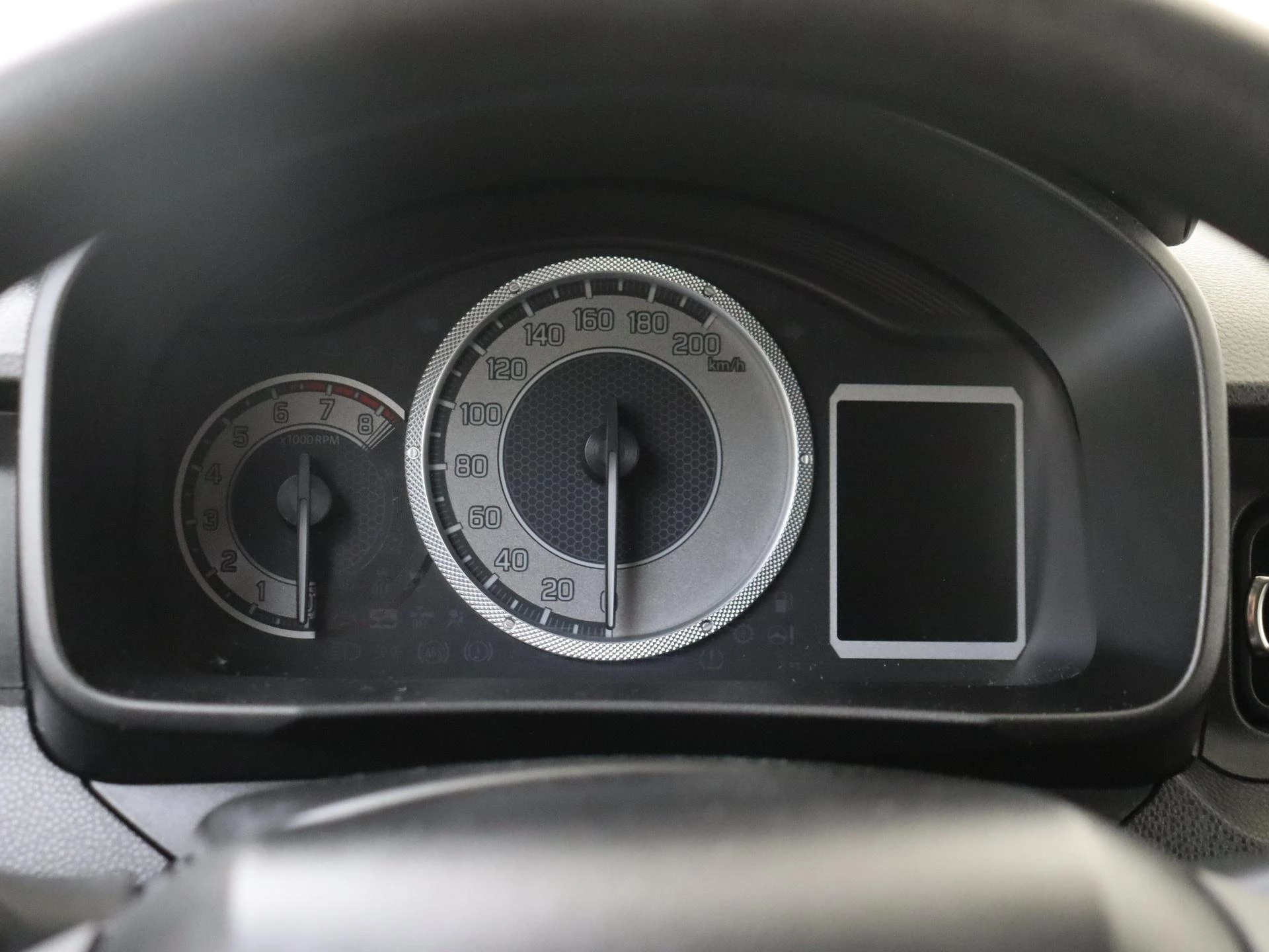 Suzuki-Ignis-image-16