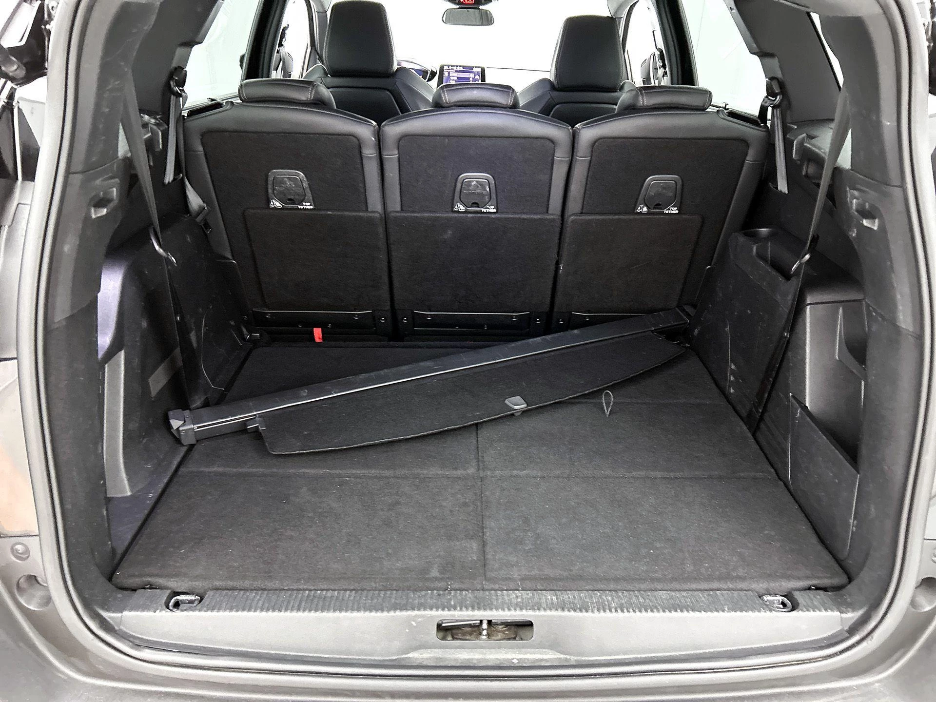 Peugeot-5008-image-19