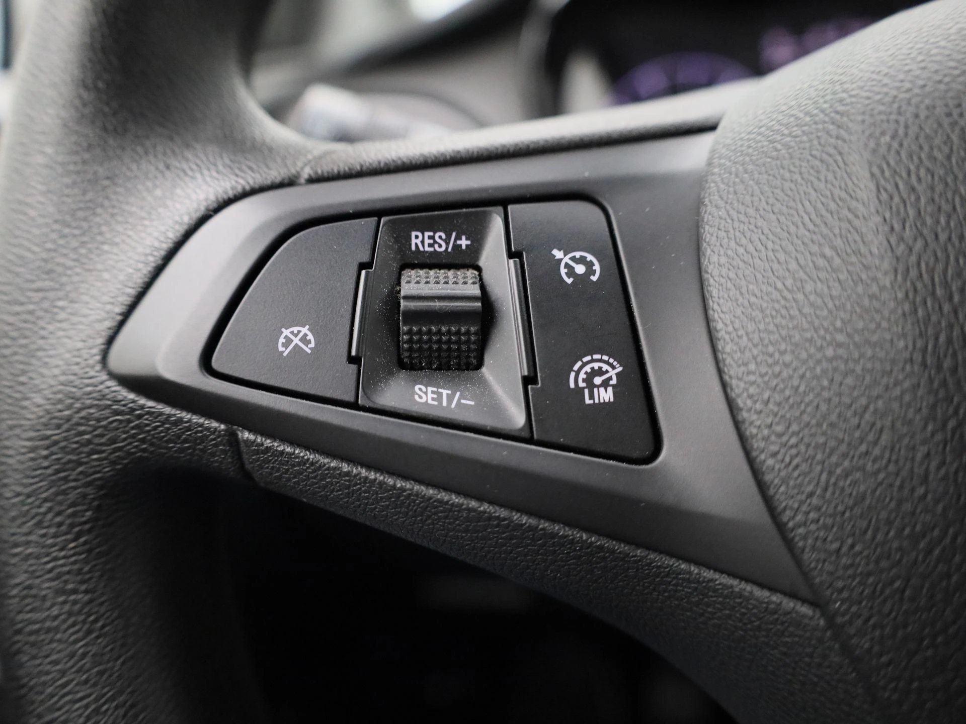 Opel-KARL-image-16