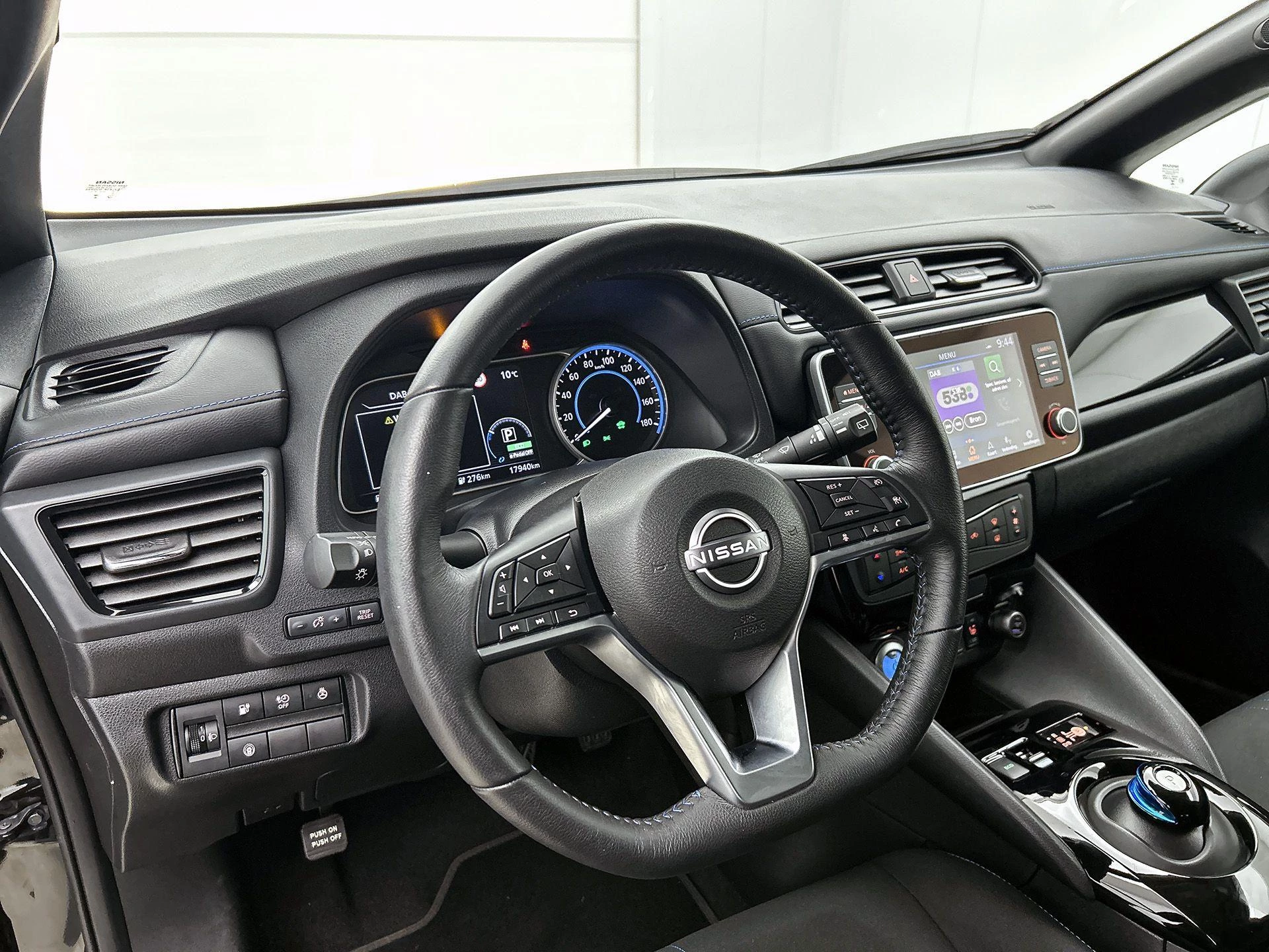 Nissan-Leaf-image-23