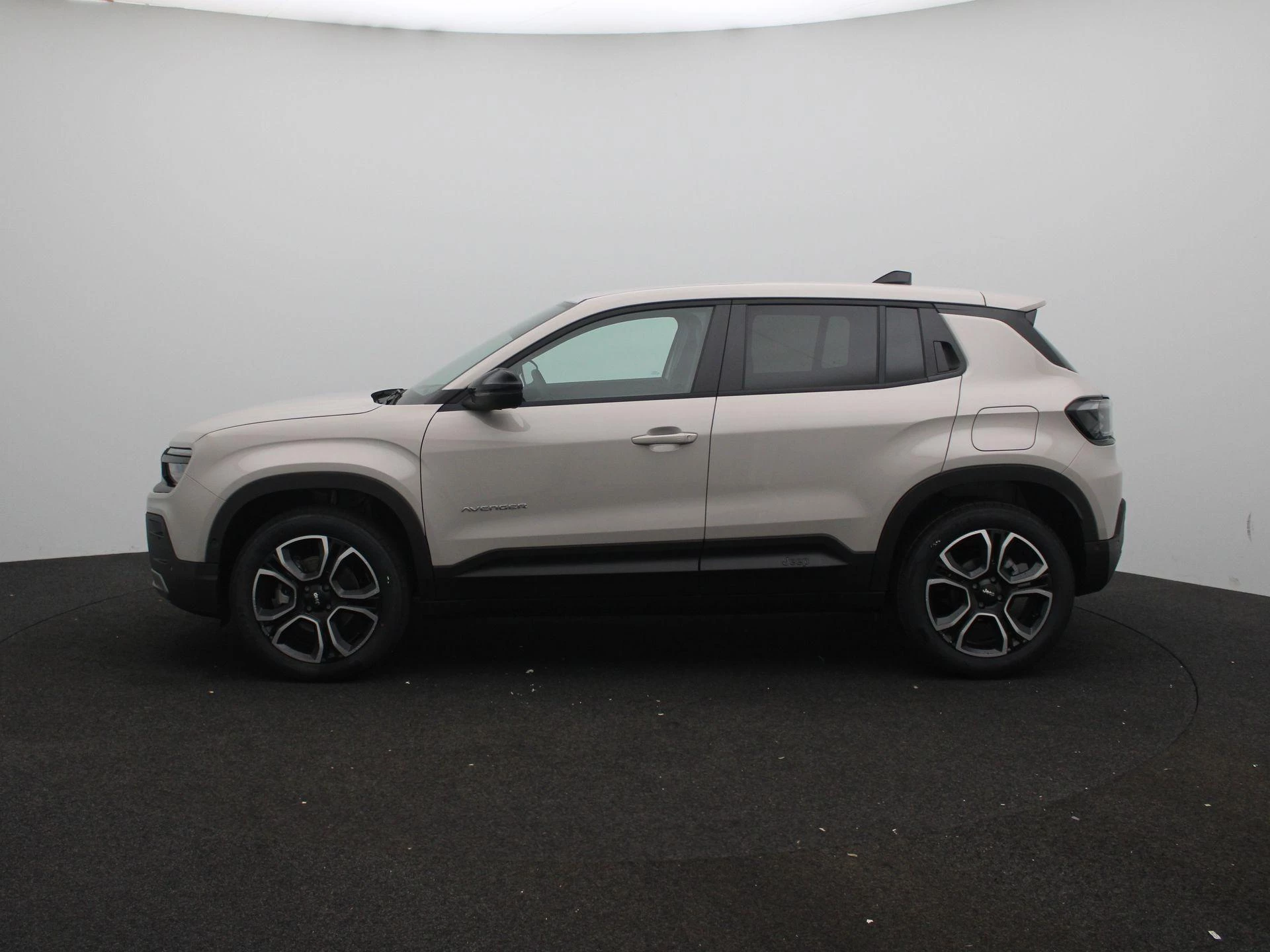 Jeep Avenger 1.2 e-Hybrid Summit
