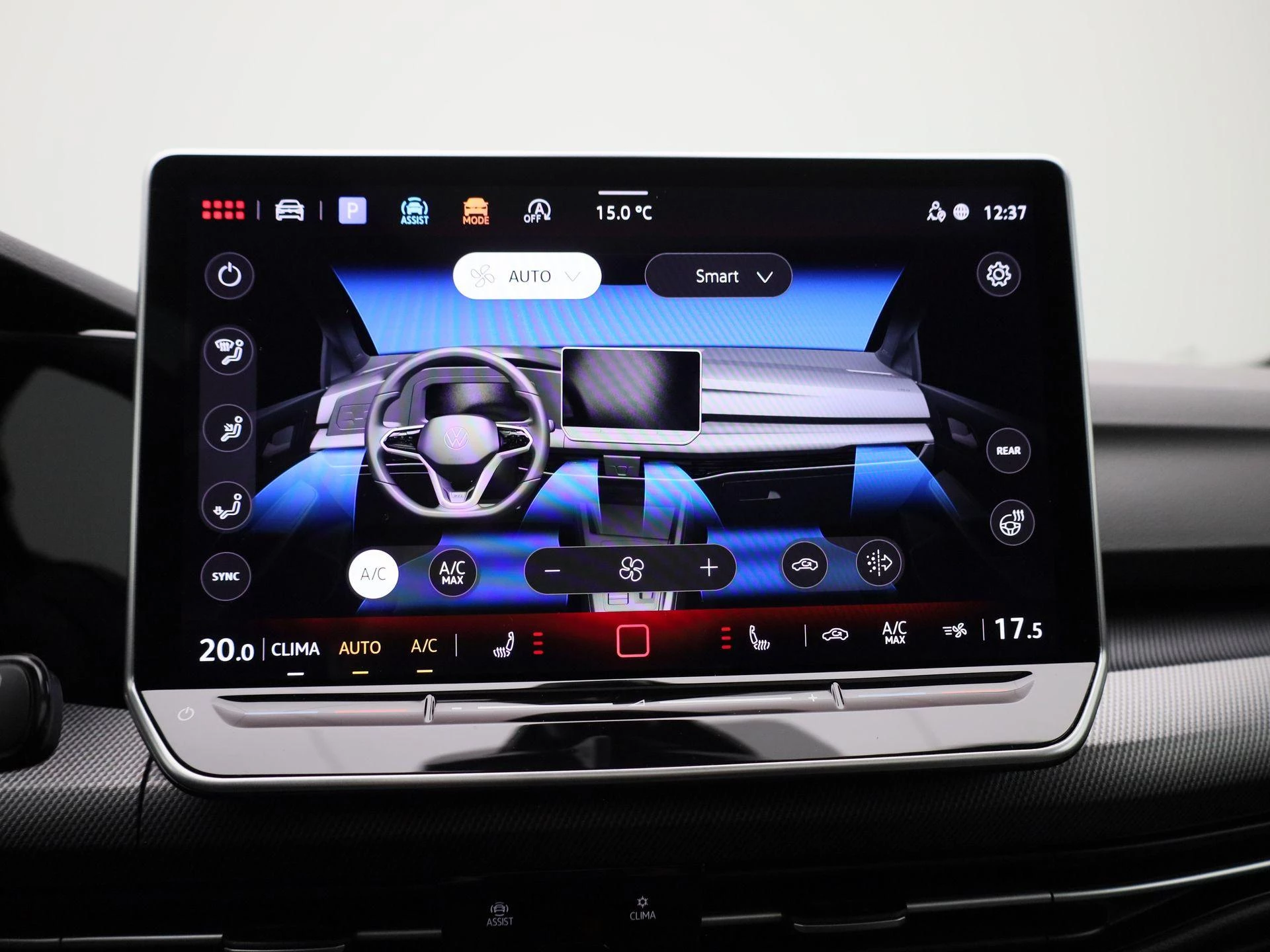 Volkswagen-Golf-image-16