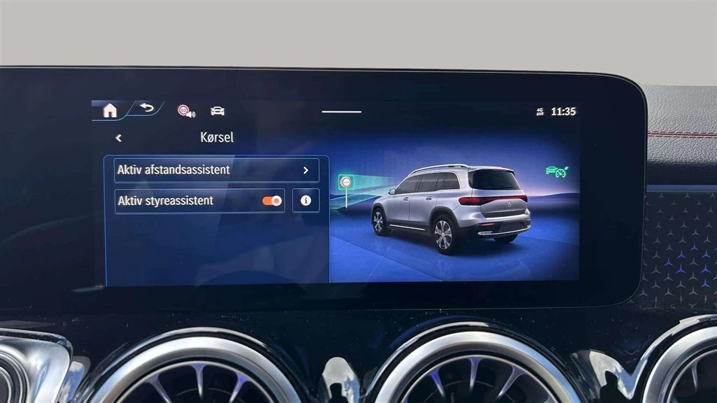 Mercedes-Benz-EQB-image-16
