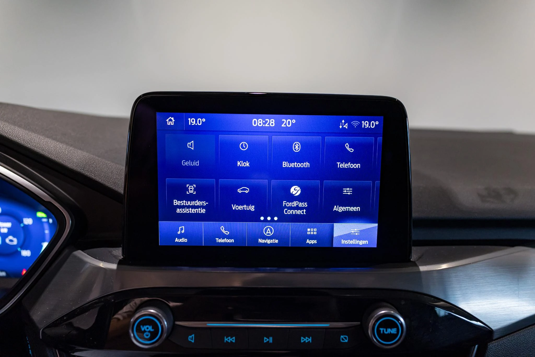 Ford-Kuga-image-27